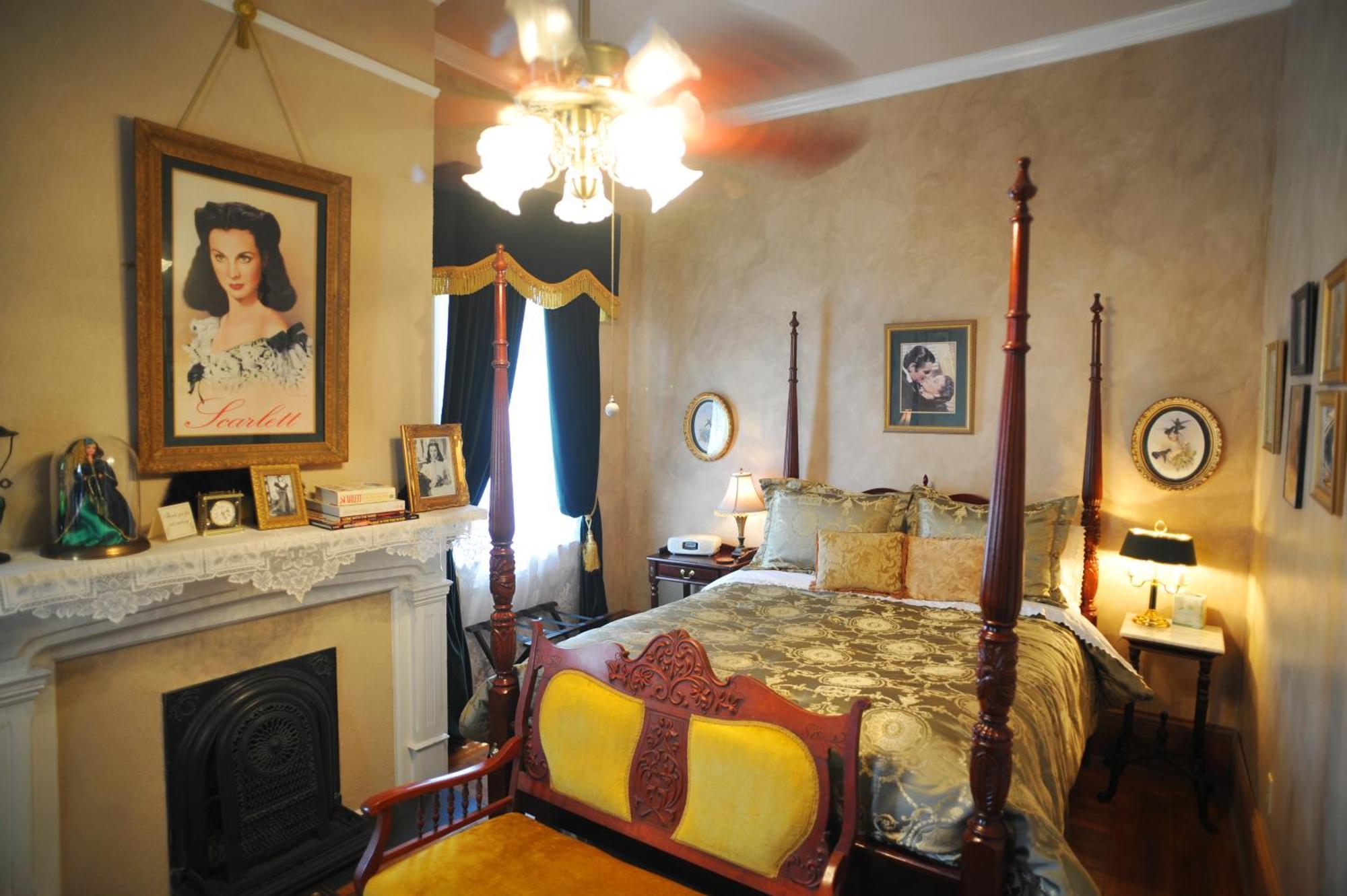 Queen Room