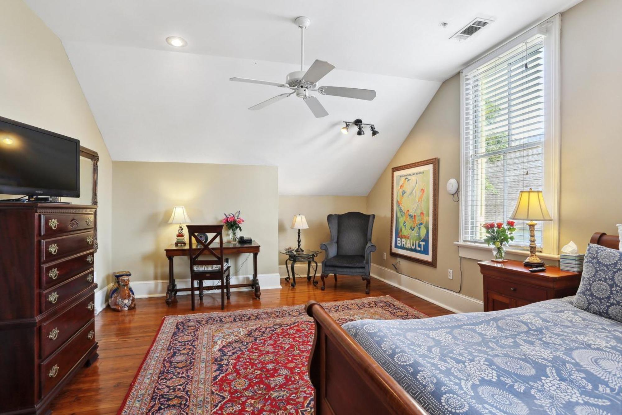 Superior King Suite