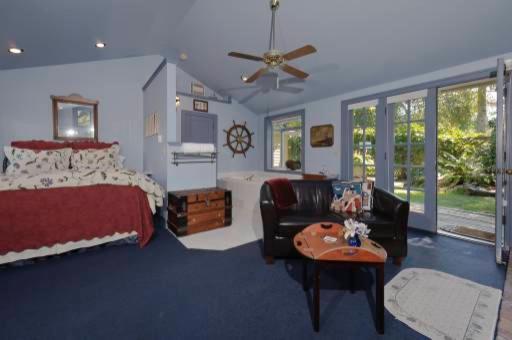 Queen Suite