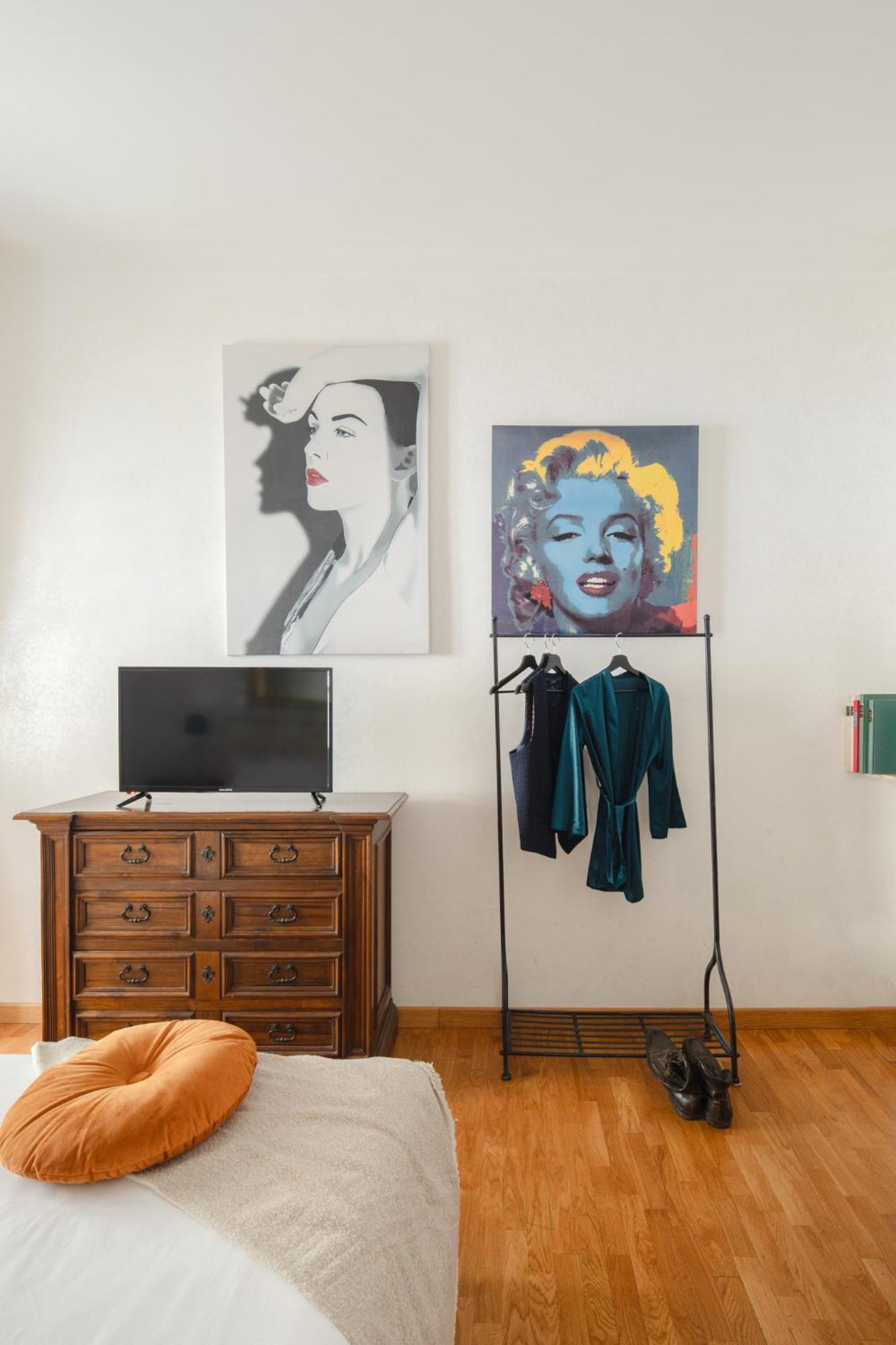 Double Room with Private External Bathroom,1584663784:JPEG