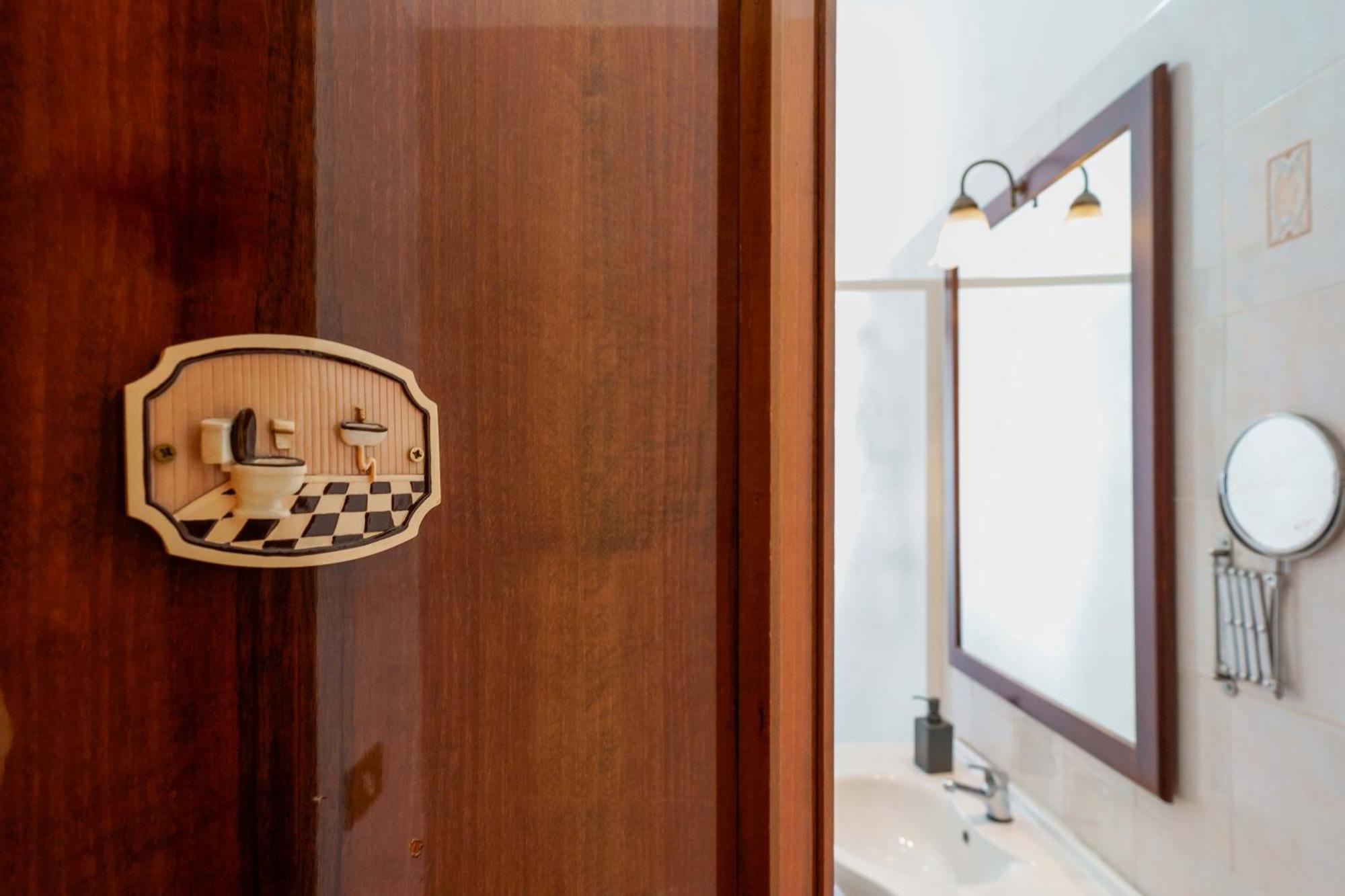 Double Room Private Bathroom
