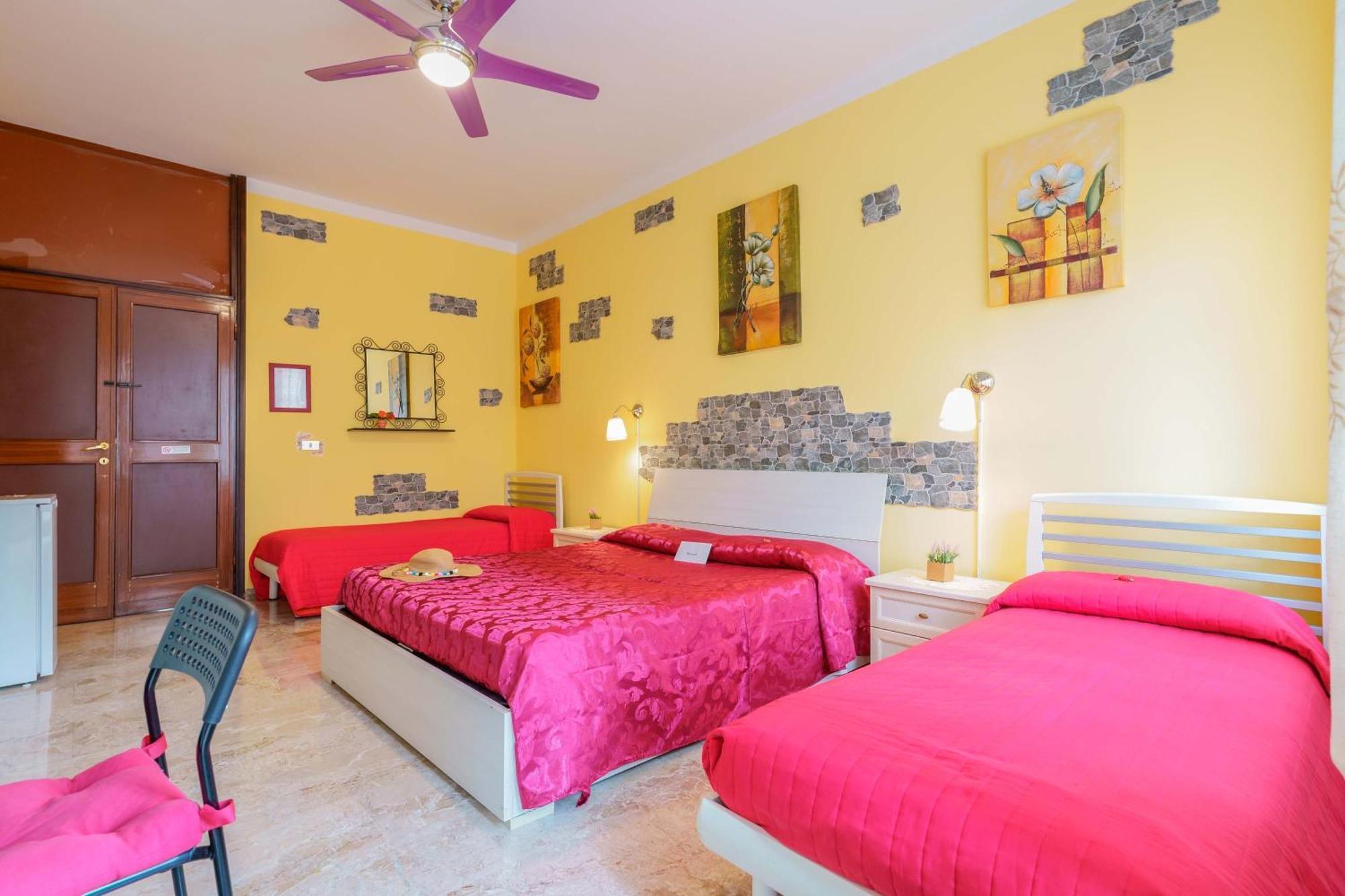 Double Room Private Bathroom