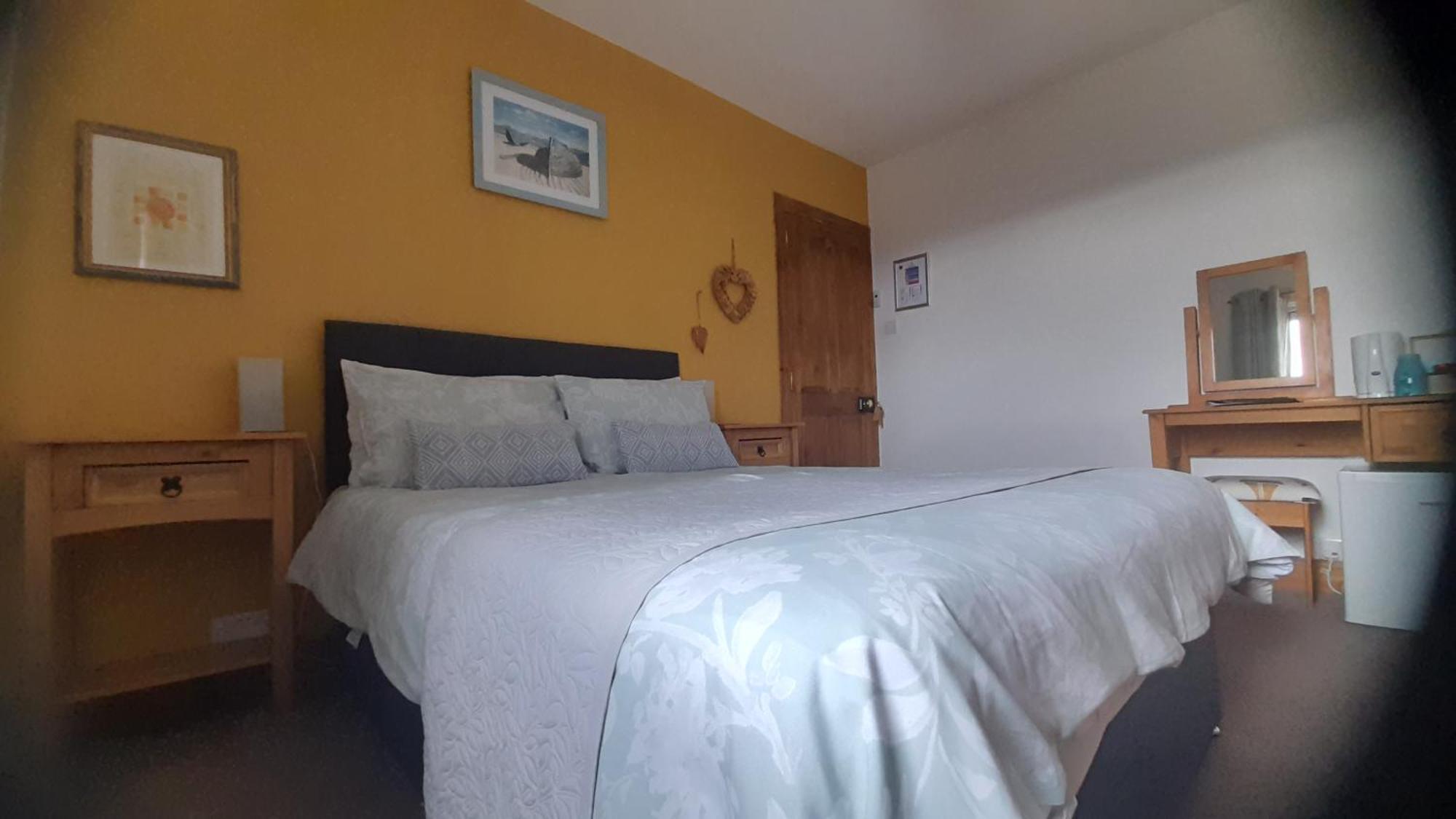 Double Room,1585517124:JPEG
