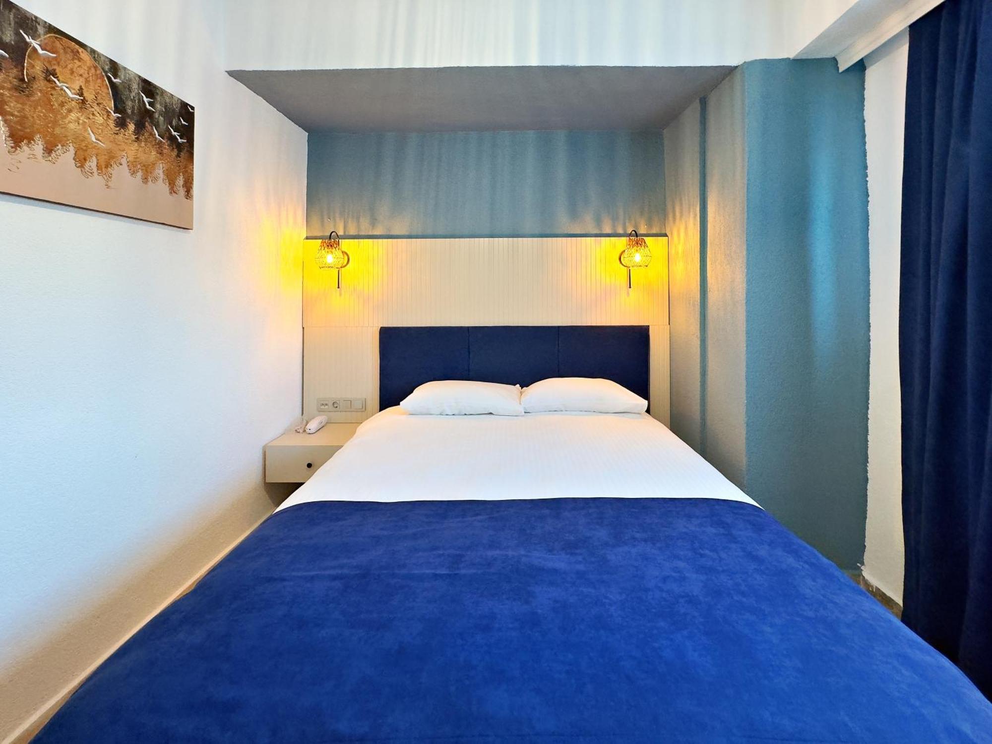 Double Room,1586148006:JPEG