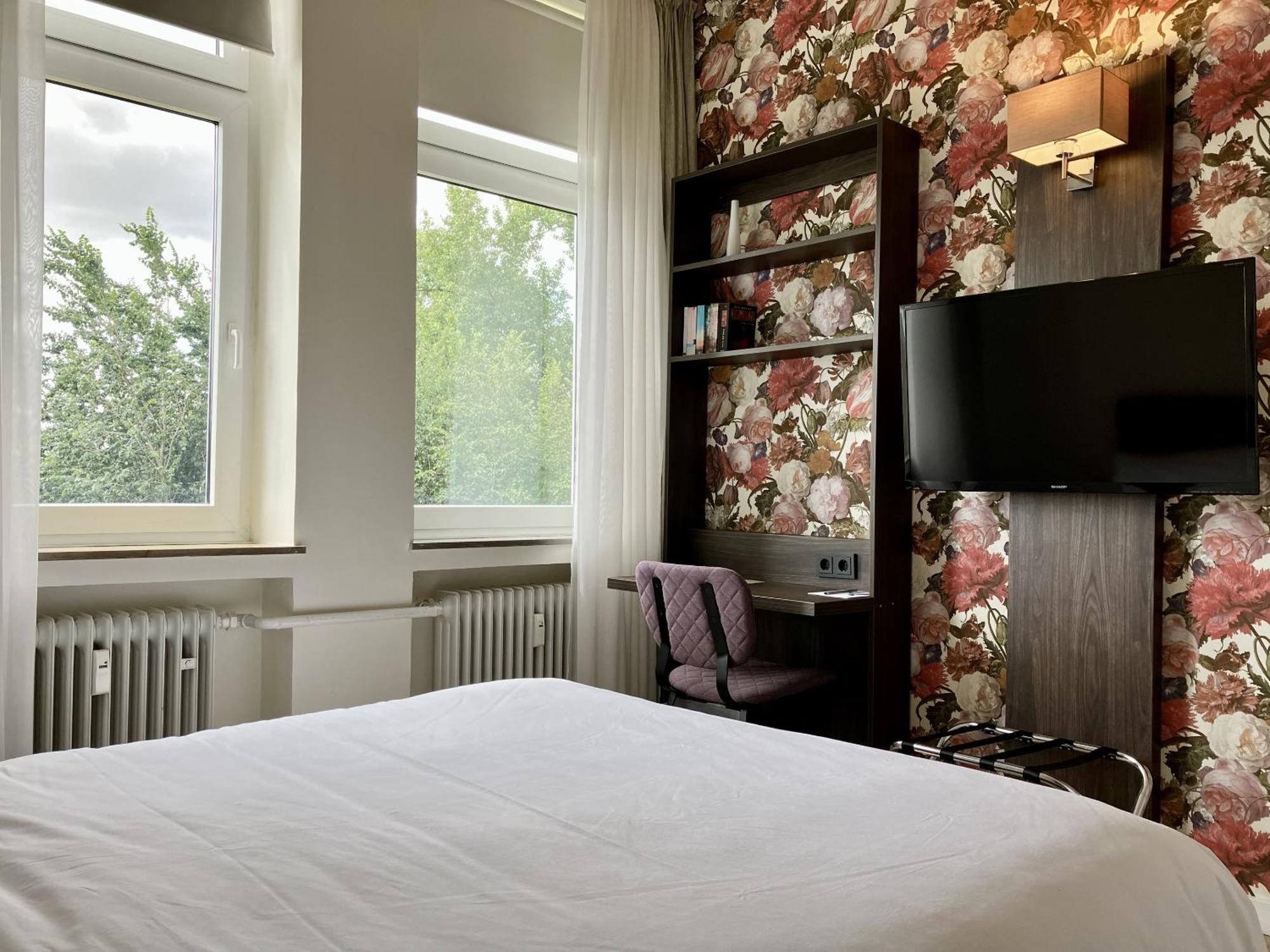 Doppelzimmer mit Gartenblick