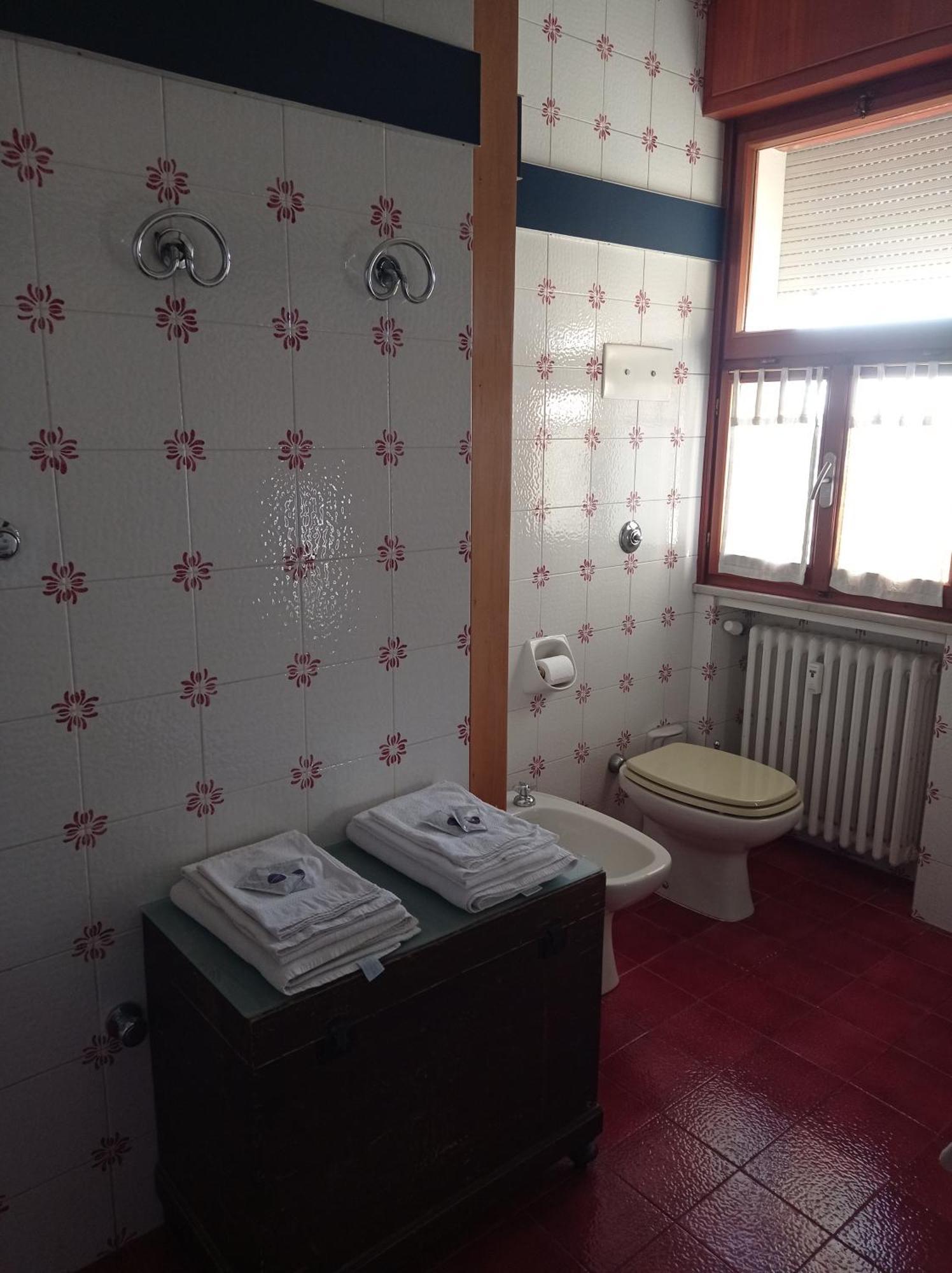Double Room Private External Bathroom