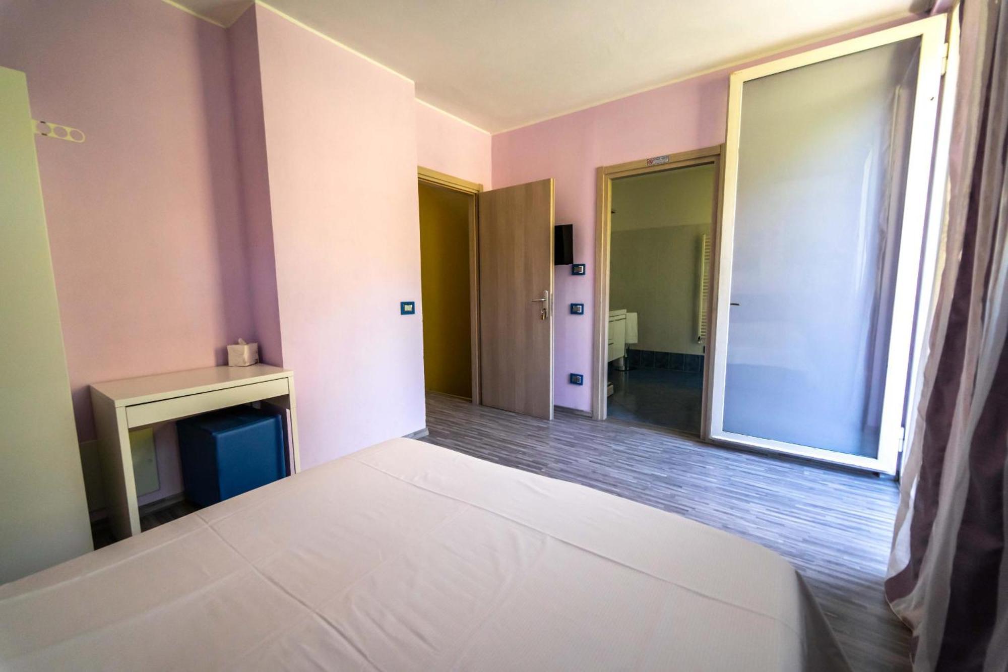 Double Room Mountain View