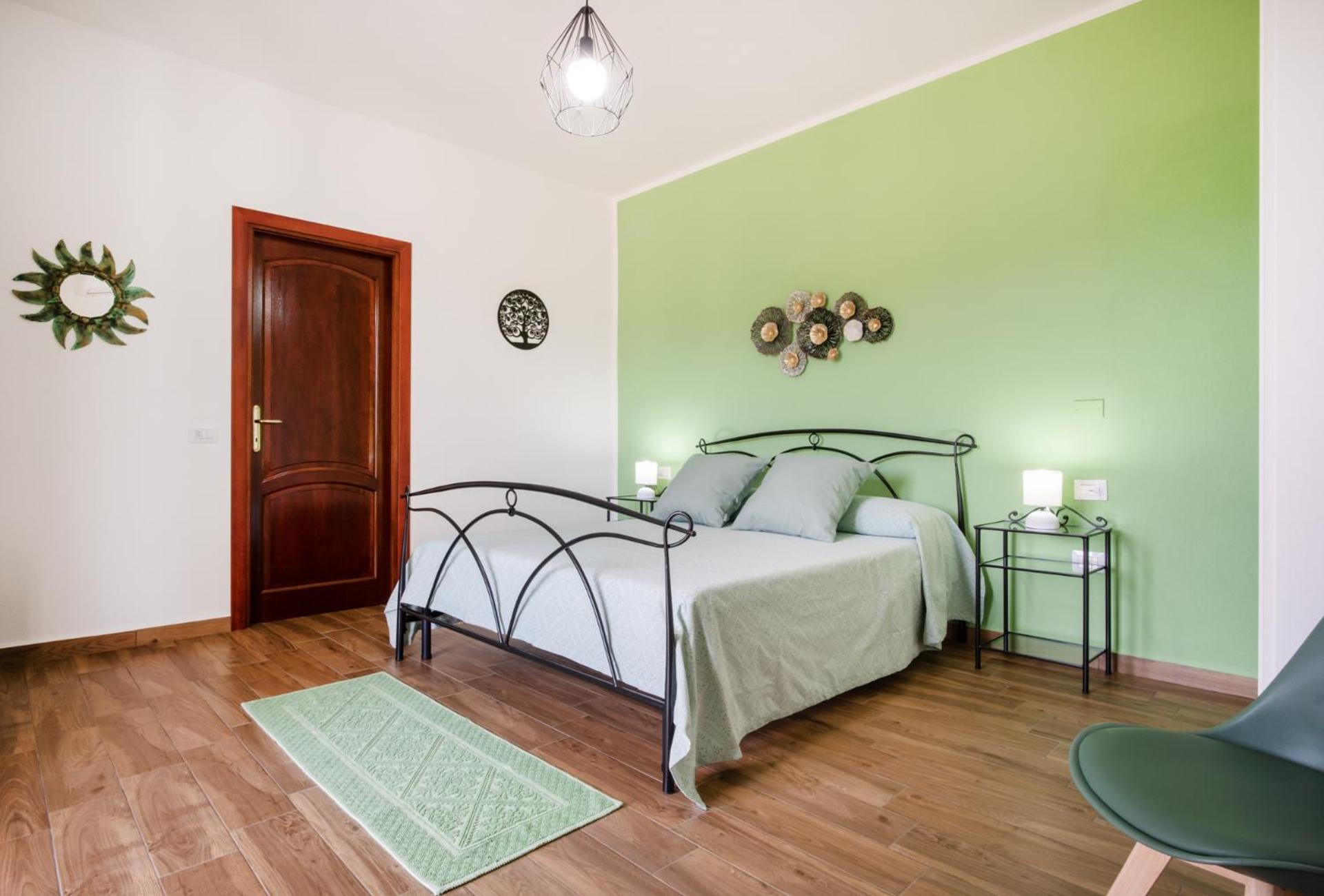 Large Double Room