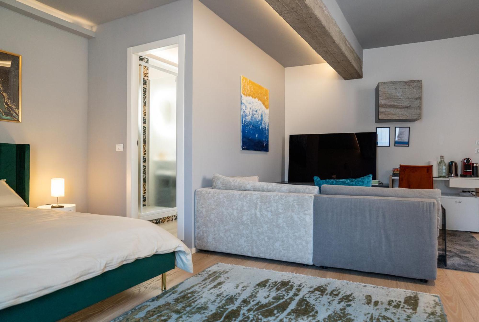 Deluxe Quadruple Room