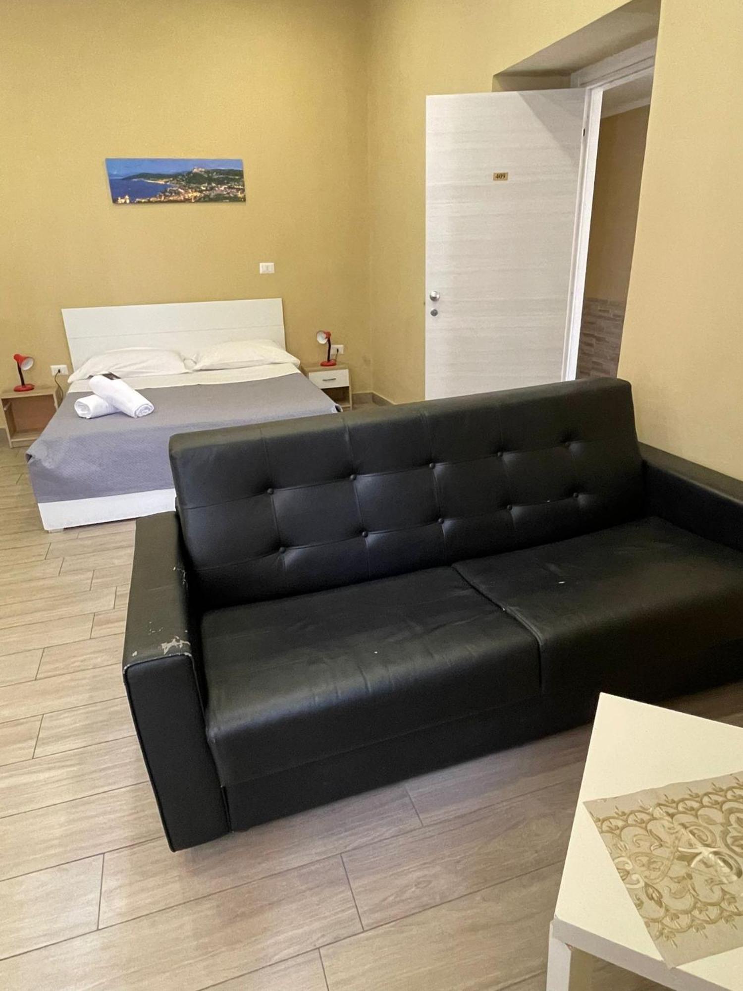 Suite Terrace,1590379977:JPEG