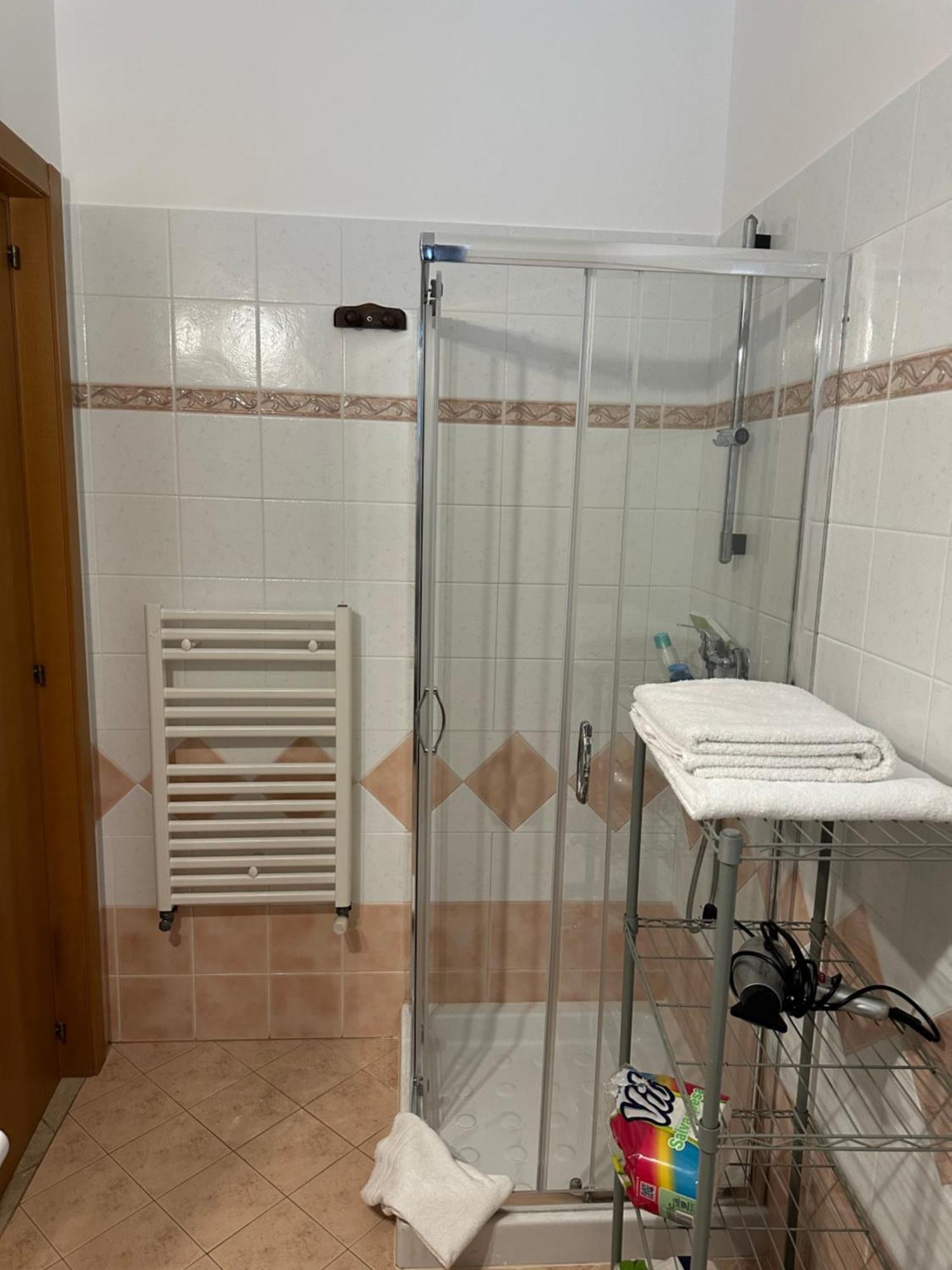 One-Bedroom Apartment,1591237069:JPEG