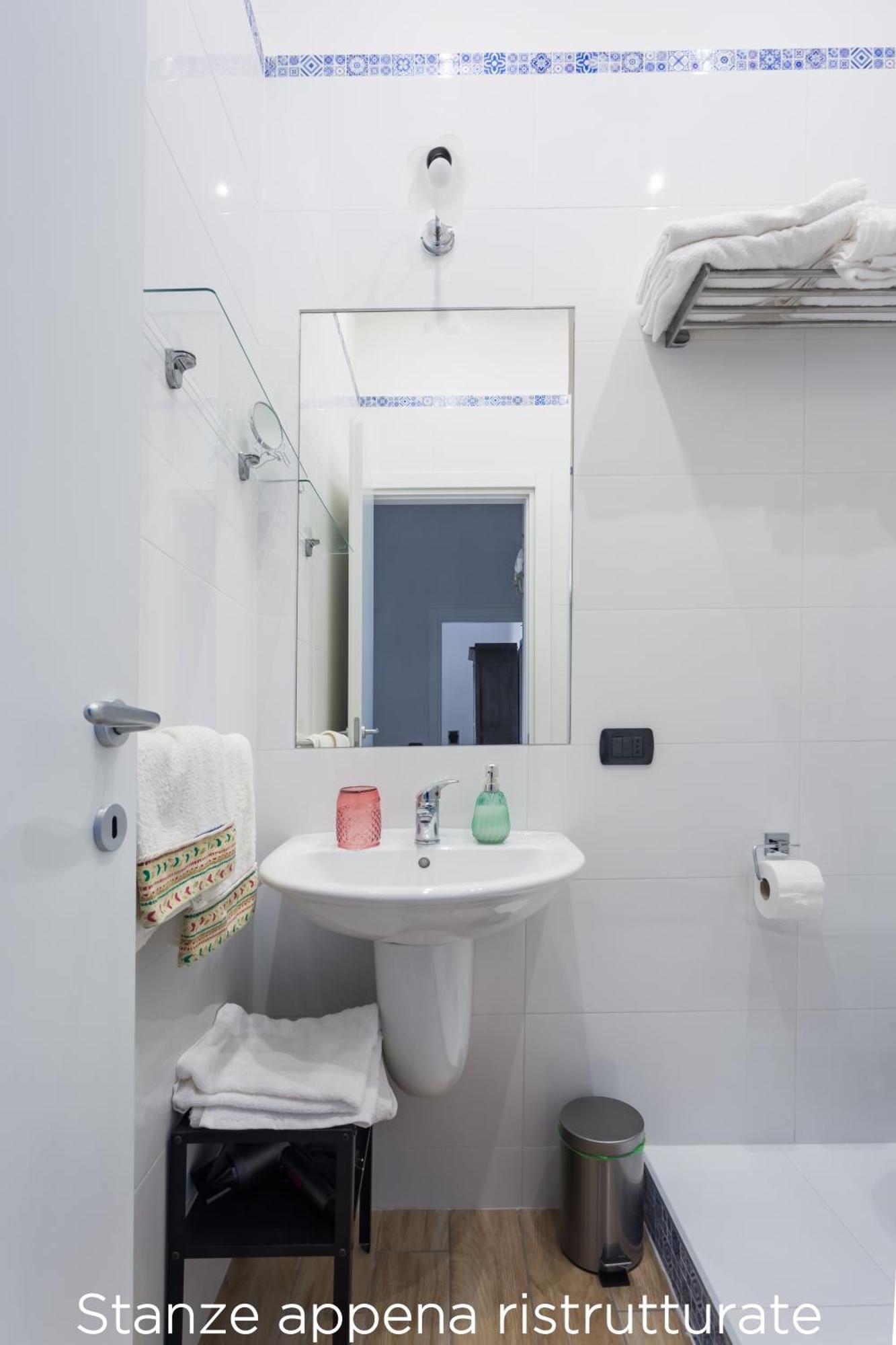 Camera Familiare con Bagno Privato