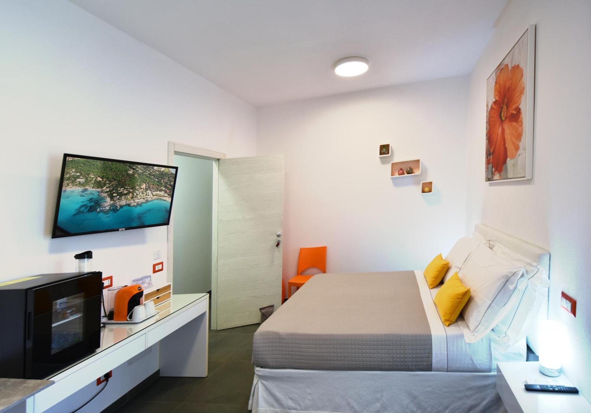 Double Room Private Bathroom