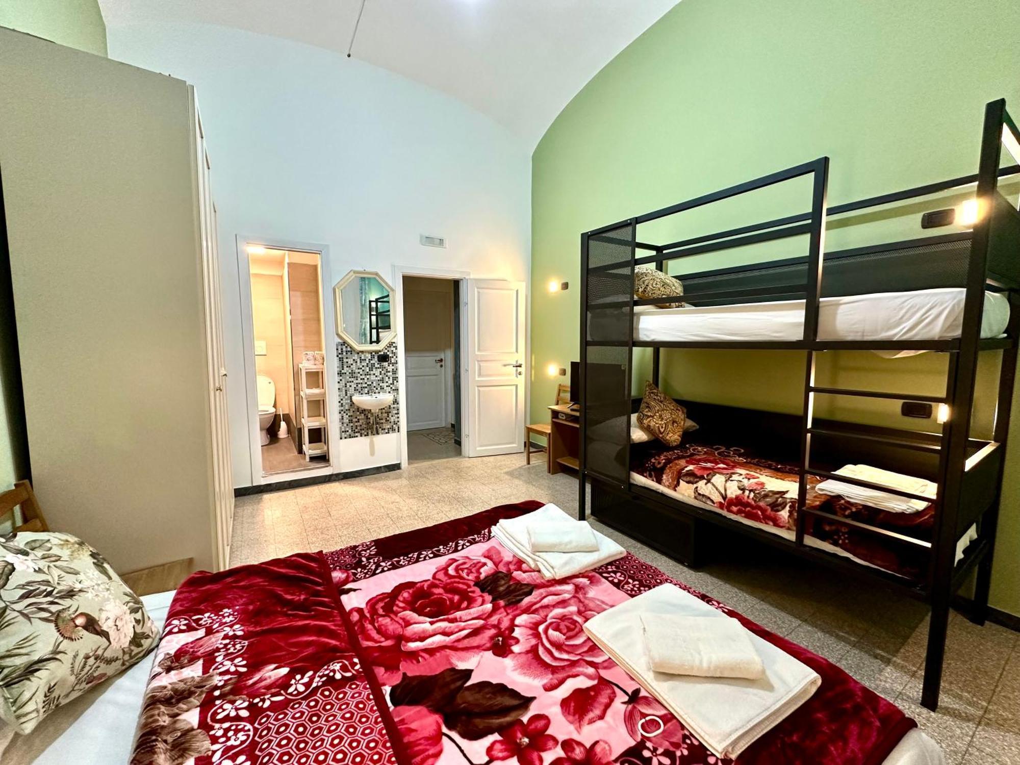 Quadruple Room Balcony,1592357734:JPEG