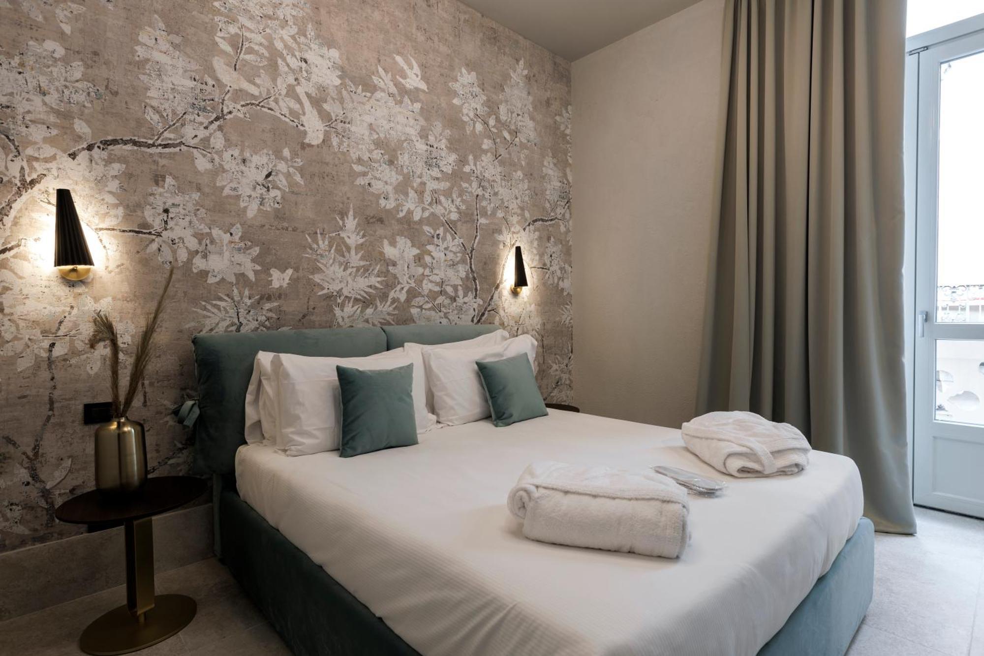 Junior Suite with Balcony,1594614143:JPEG