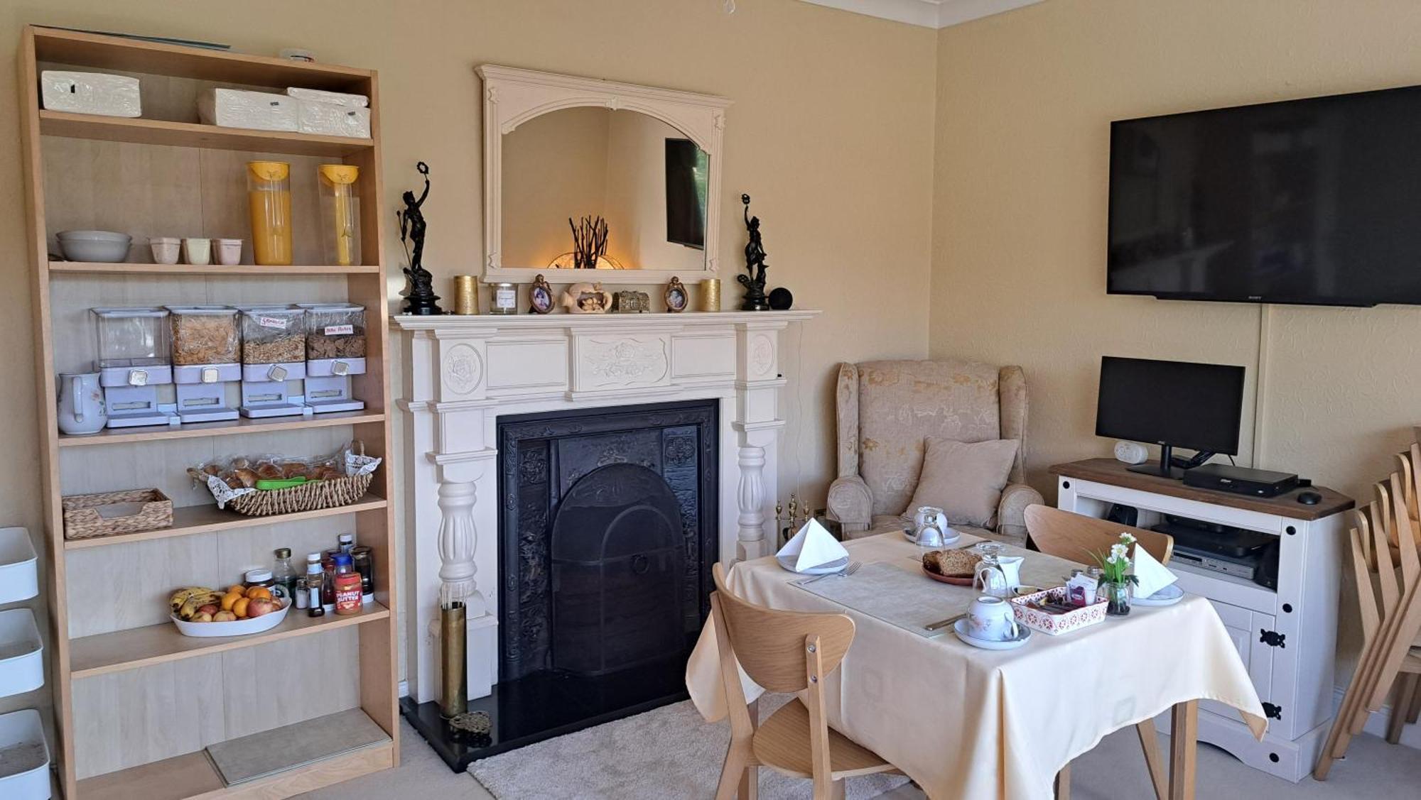 One-Bedroom Chalet,1594767363:JPEG