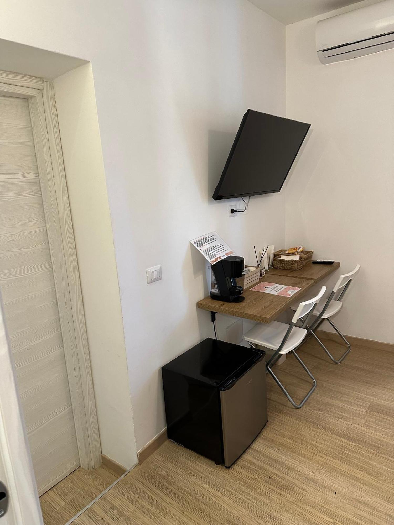 Double Room Private Bathroom
