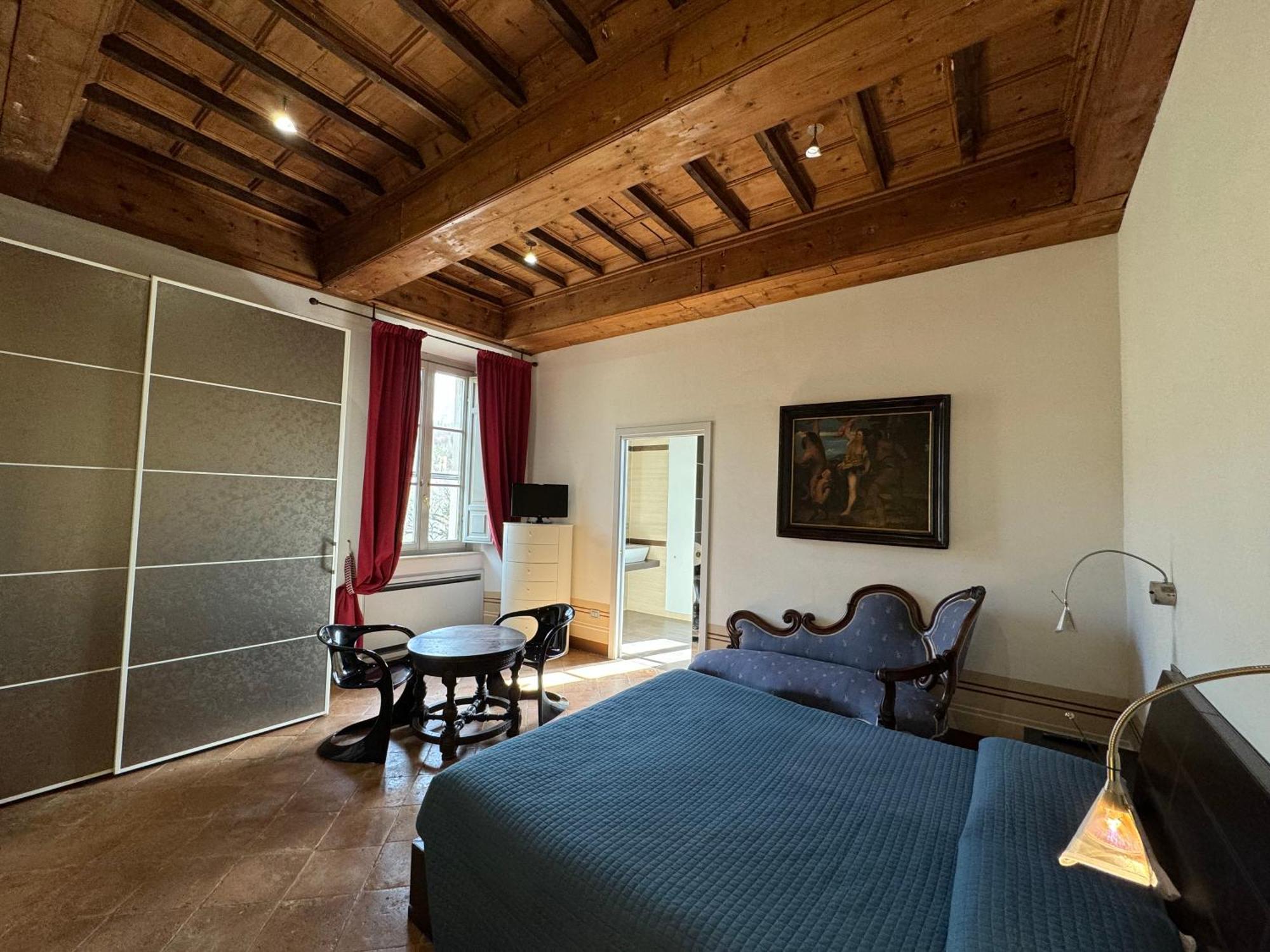 Large Double Room