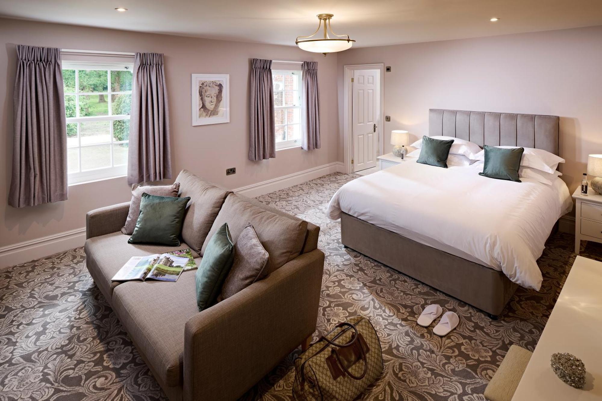 Queen Suite