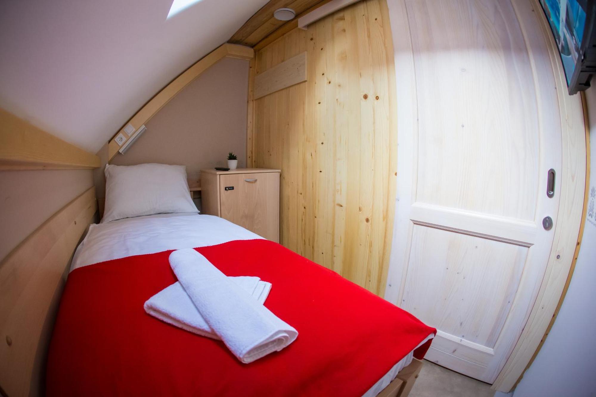 Small Single Room