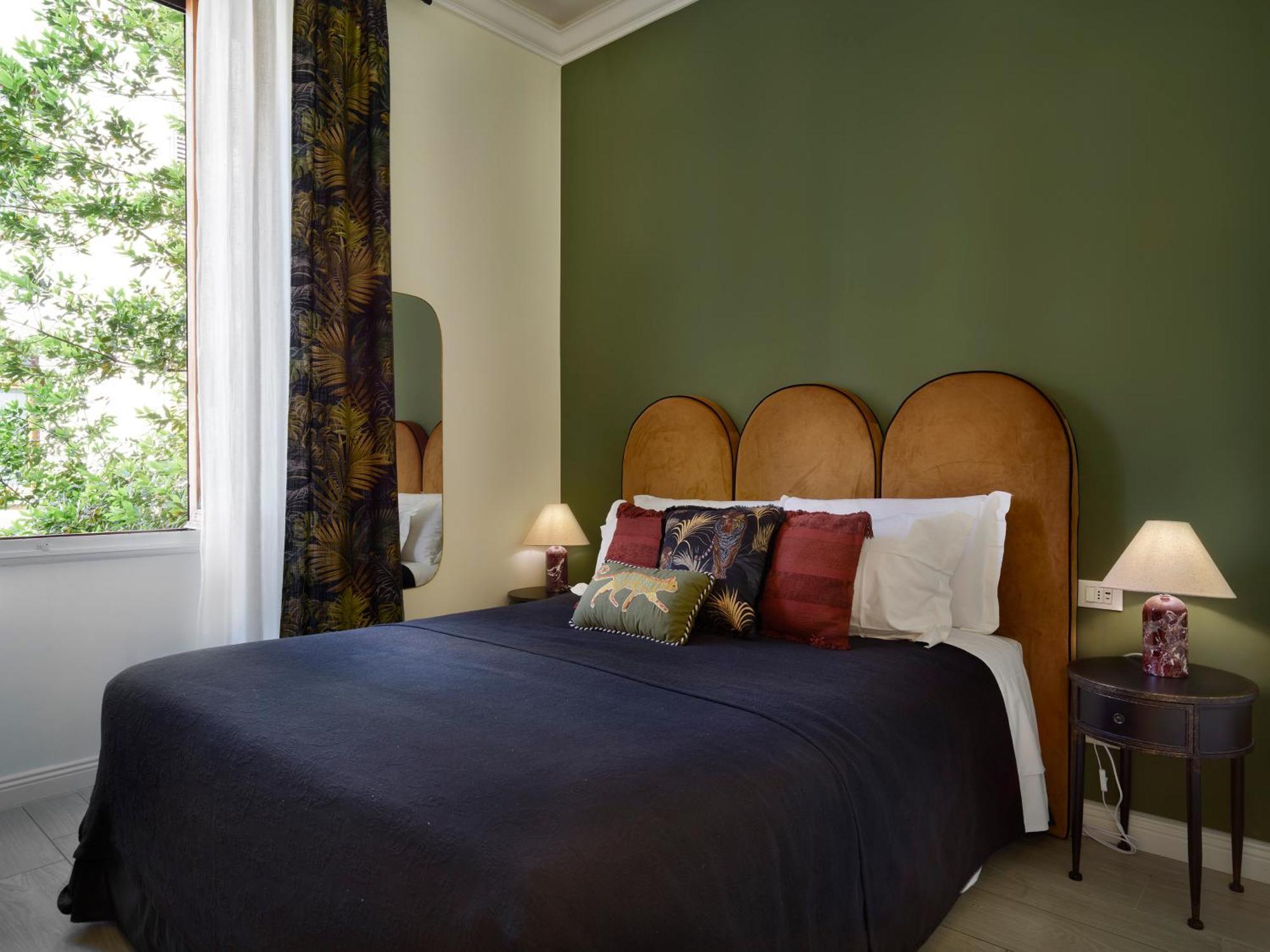 Small Double Room,1601685753:JPEG