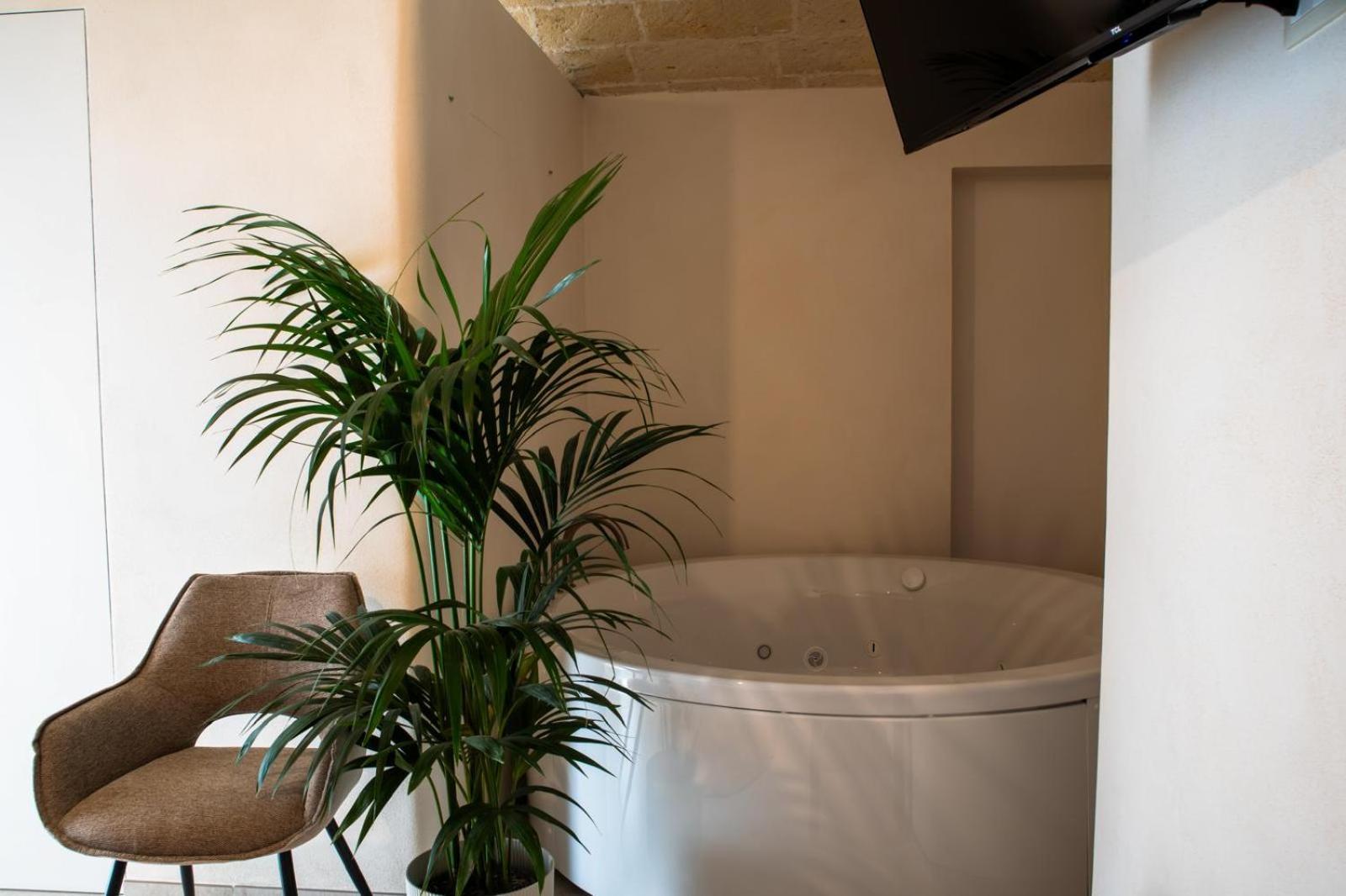 Double Room Spa Bath