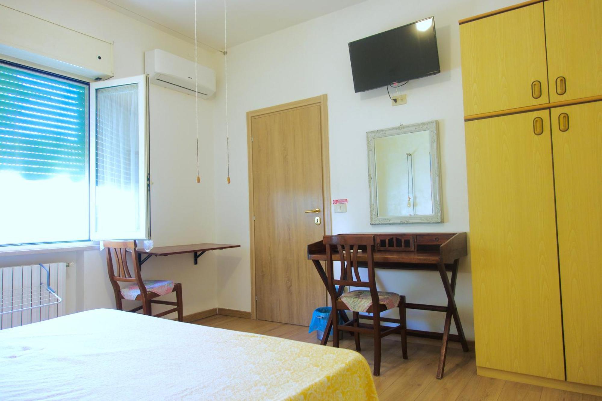Double Room Private External Bathroom