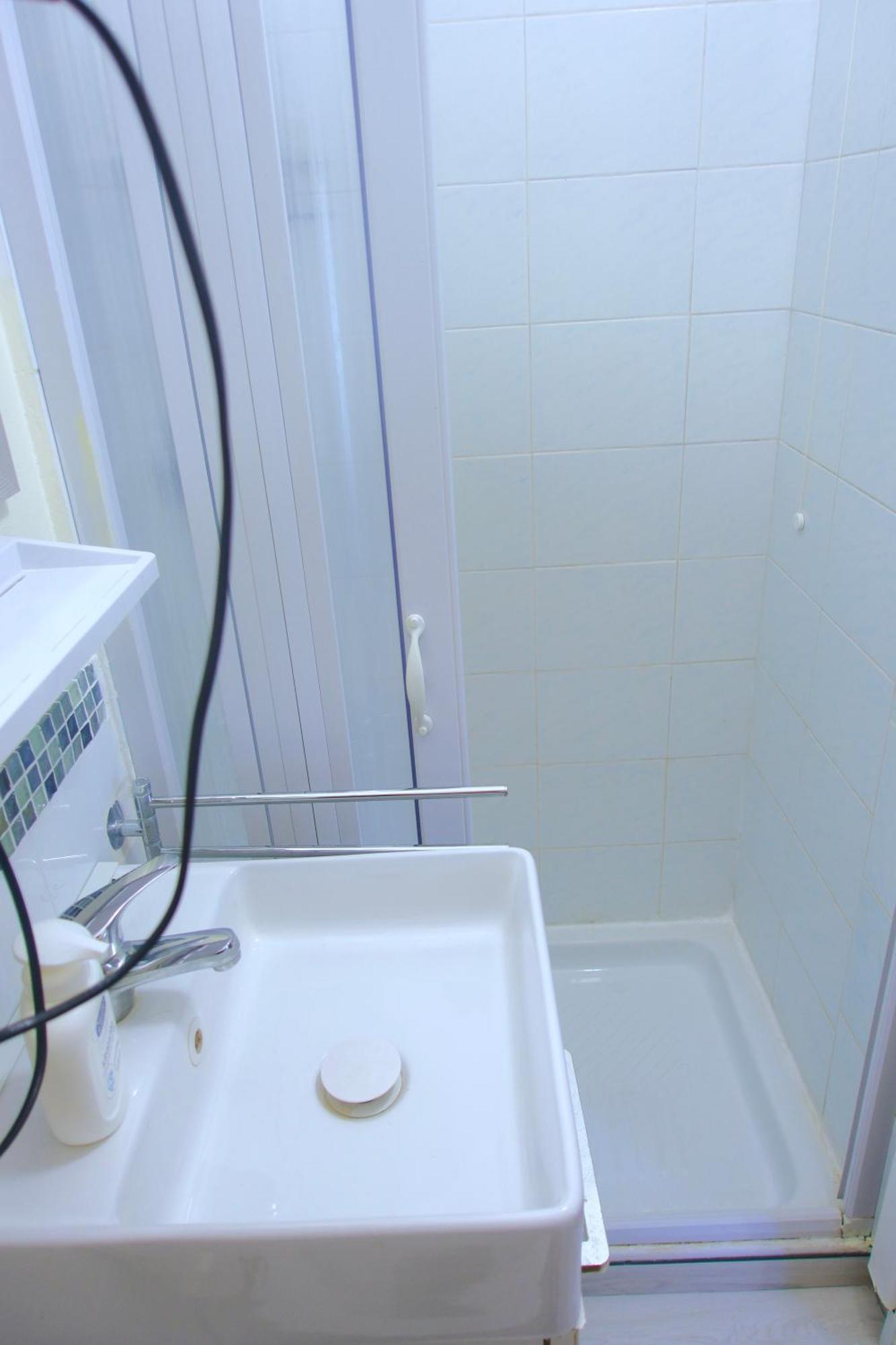 Double Room Private Bathroom