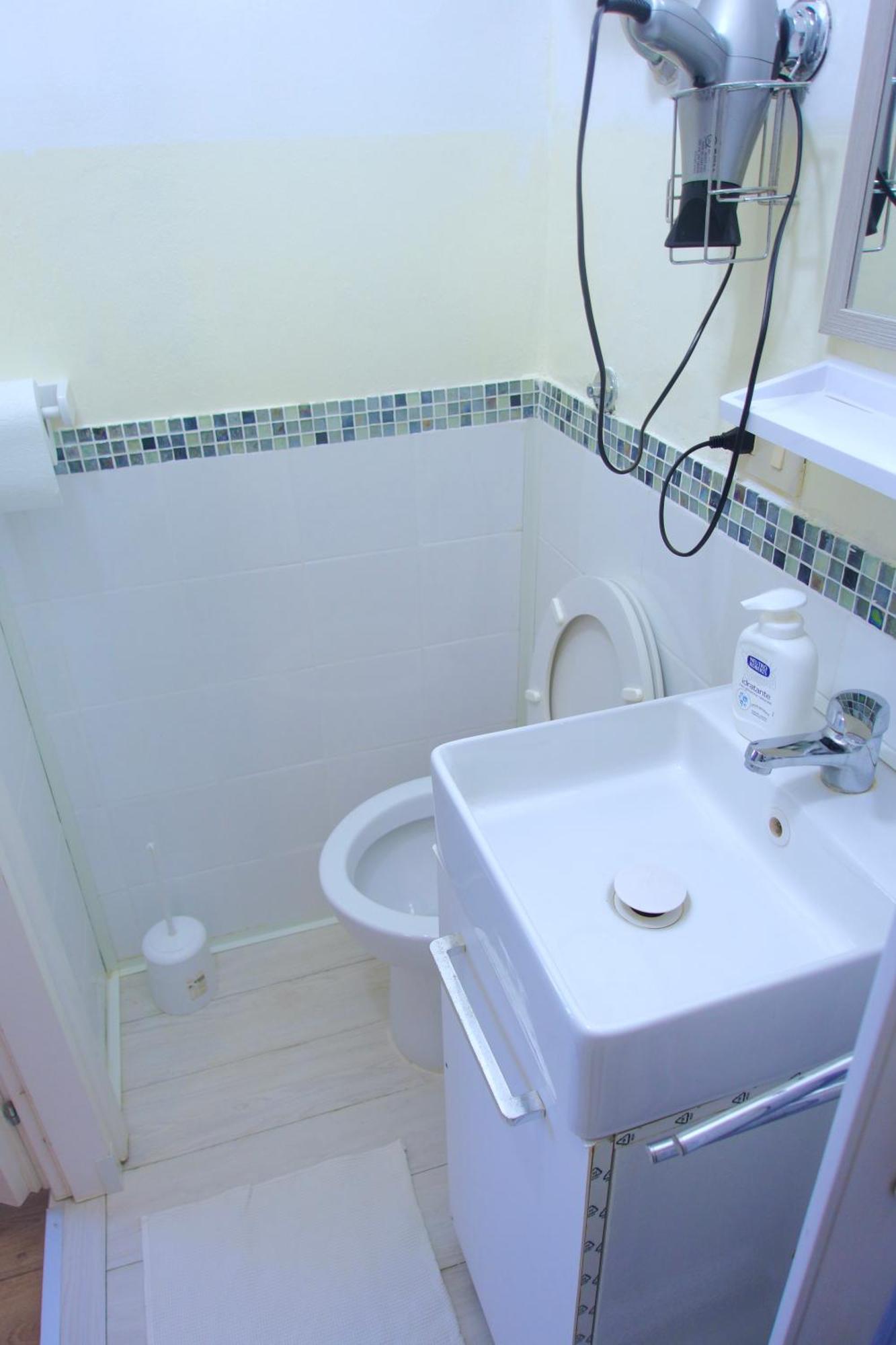 Double Room Private Bathroom