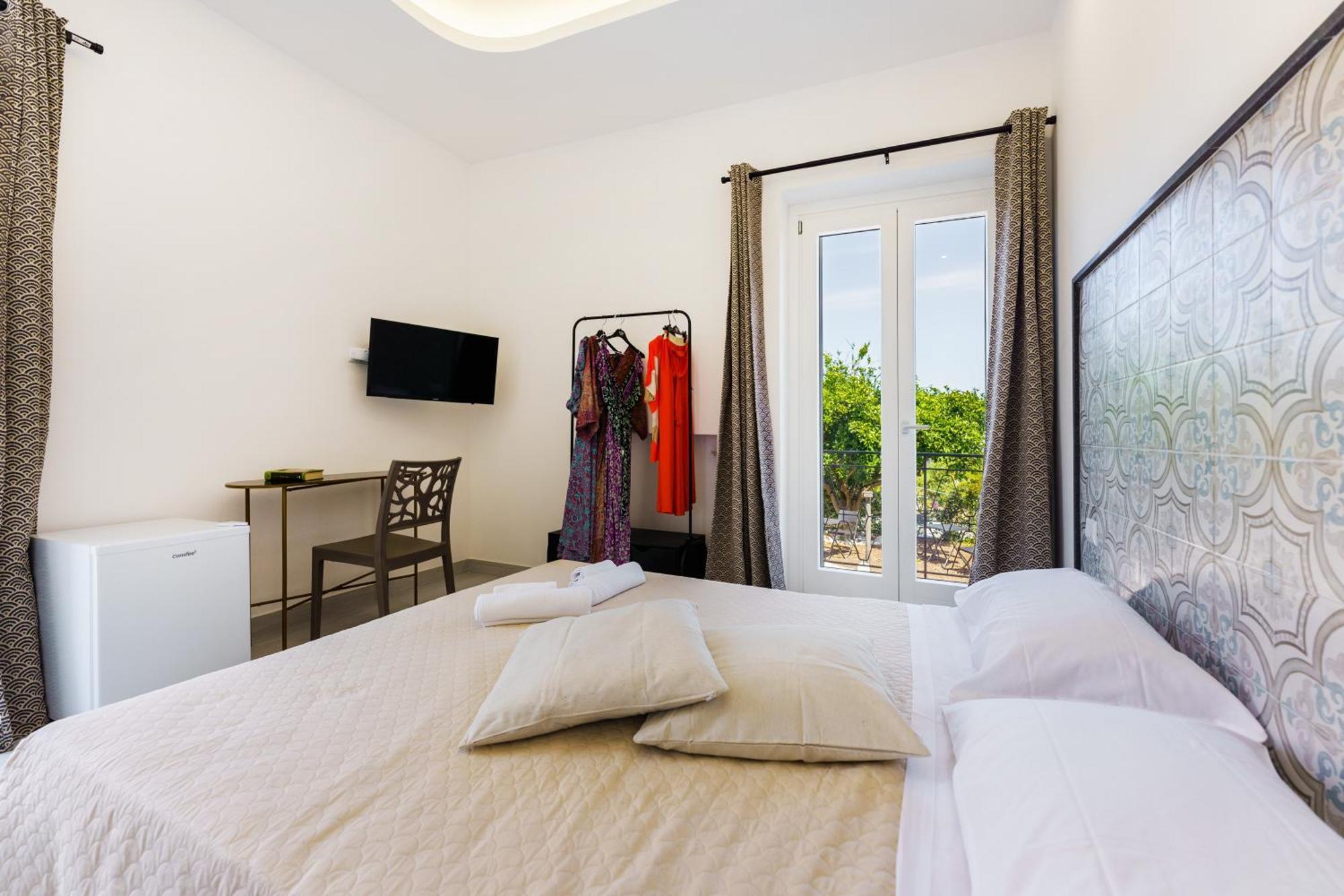 King Room Garden View