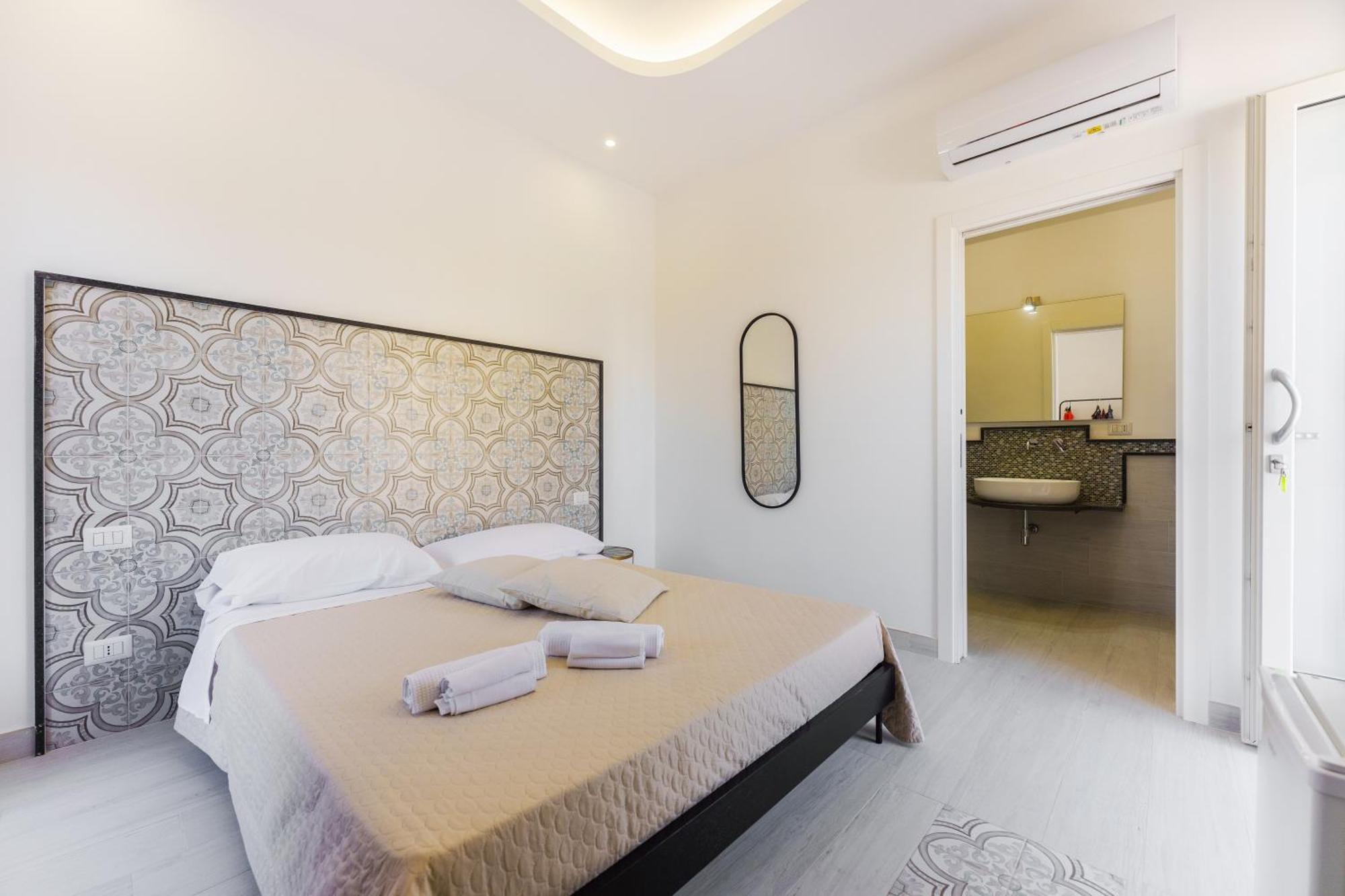 King Room Garden View