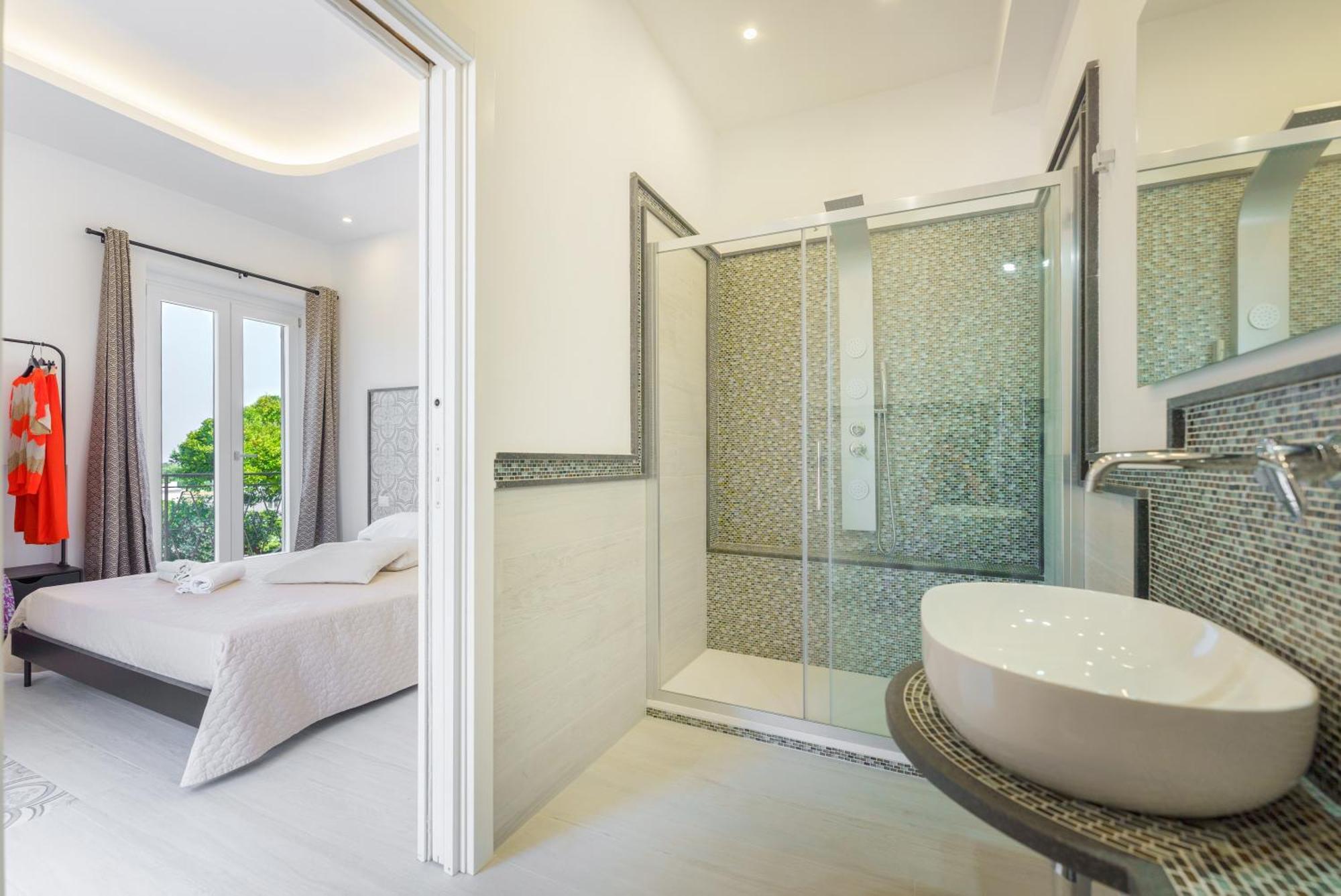 King Room Garden View