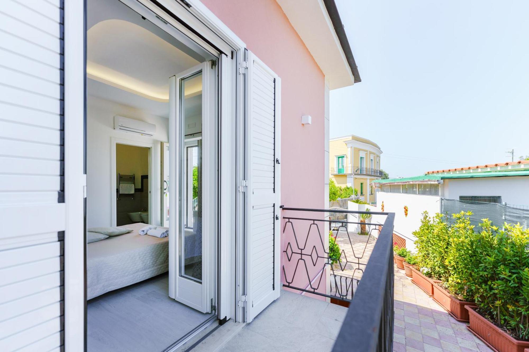 King Room Garden View
