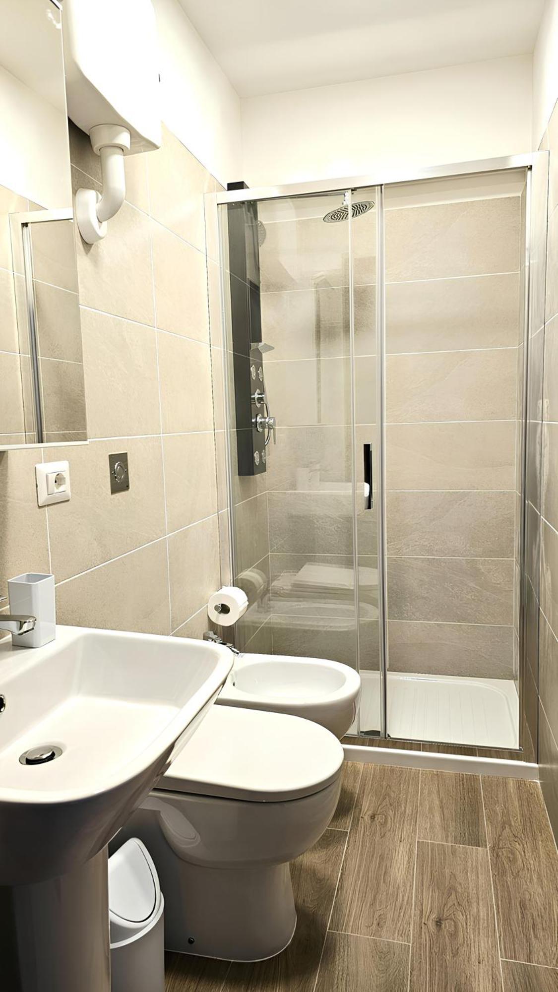Camera Matrimoniale con Bagno Privato