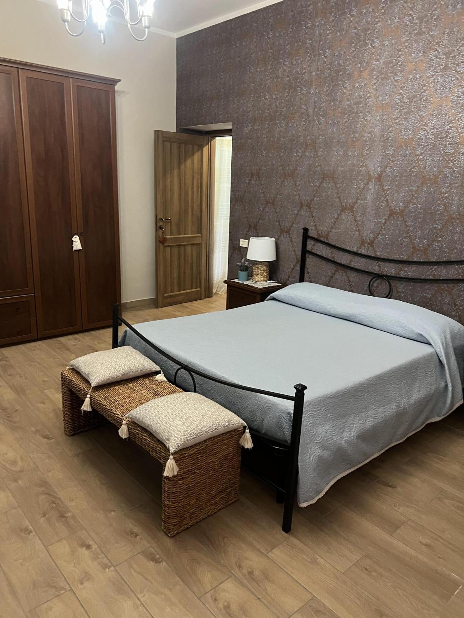 Triple Room,1604782734:JPEG