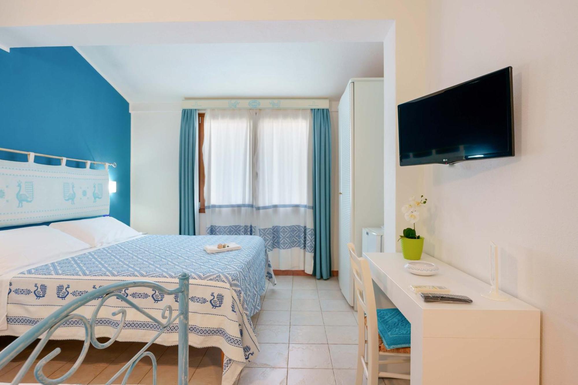Triple Room Private Bathroom