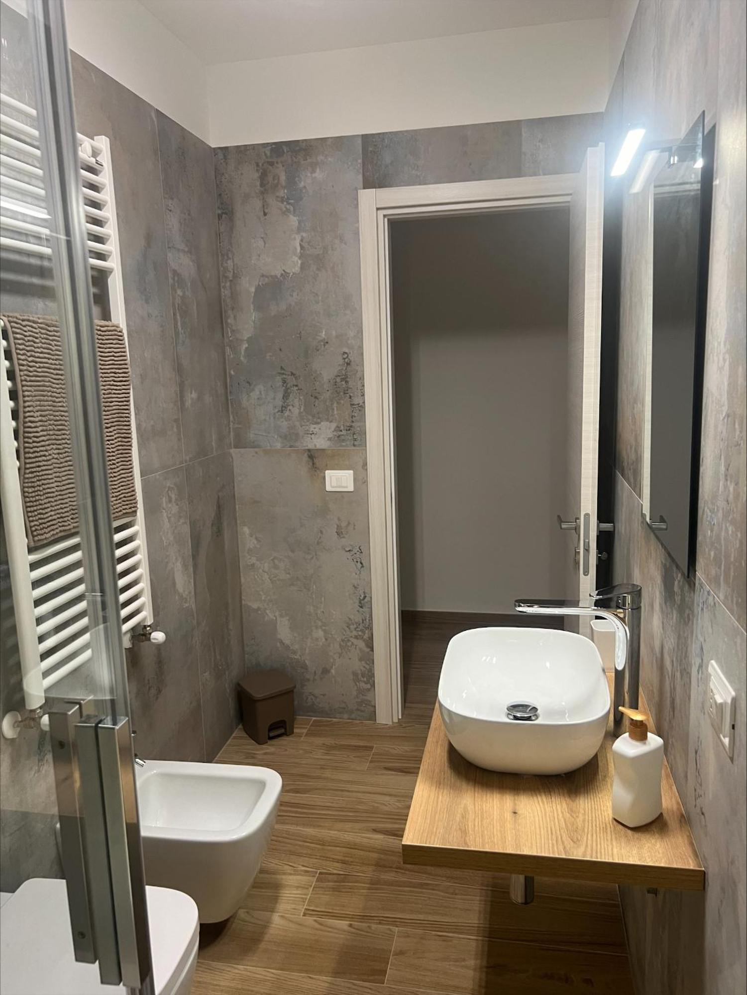 One-Bedroom Standard Apartment