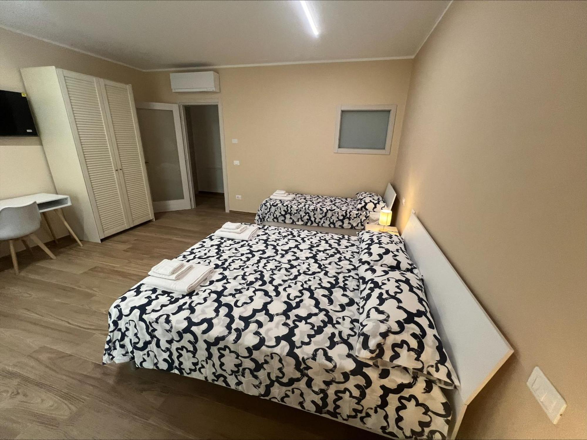One-Bedroom Standard Apartment
