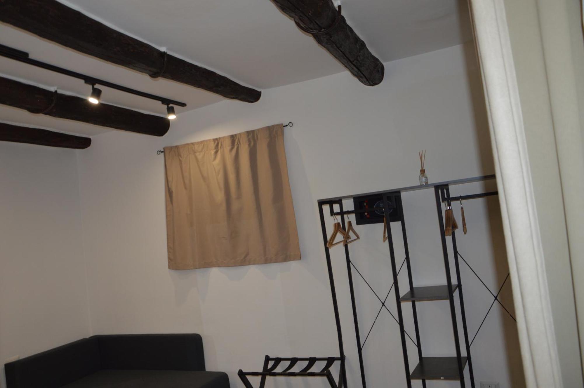 Double Room Private Bathroom