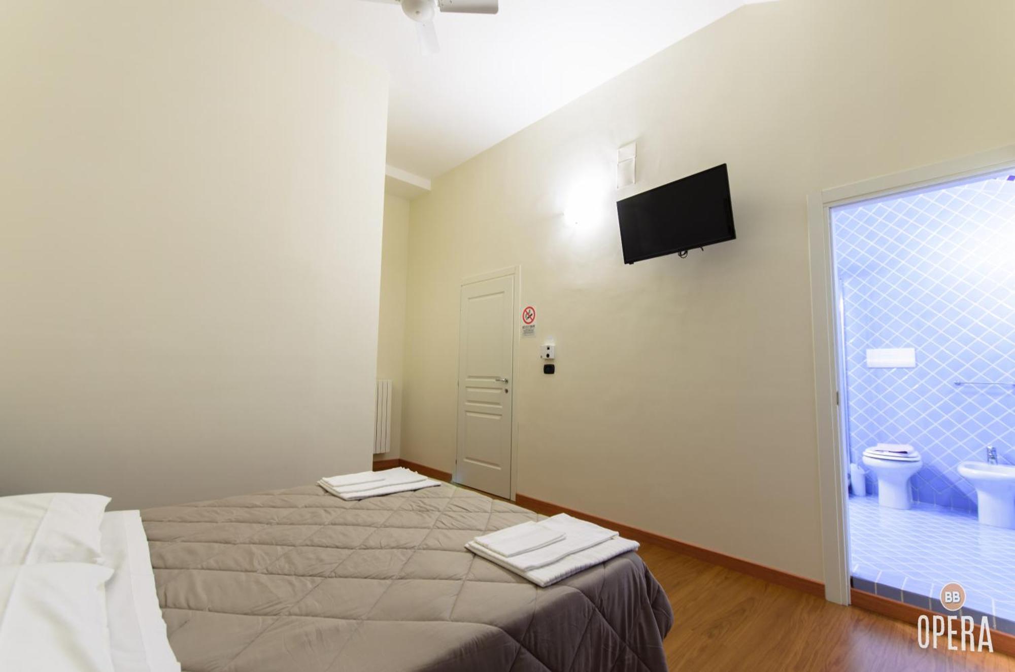 Large Double Room