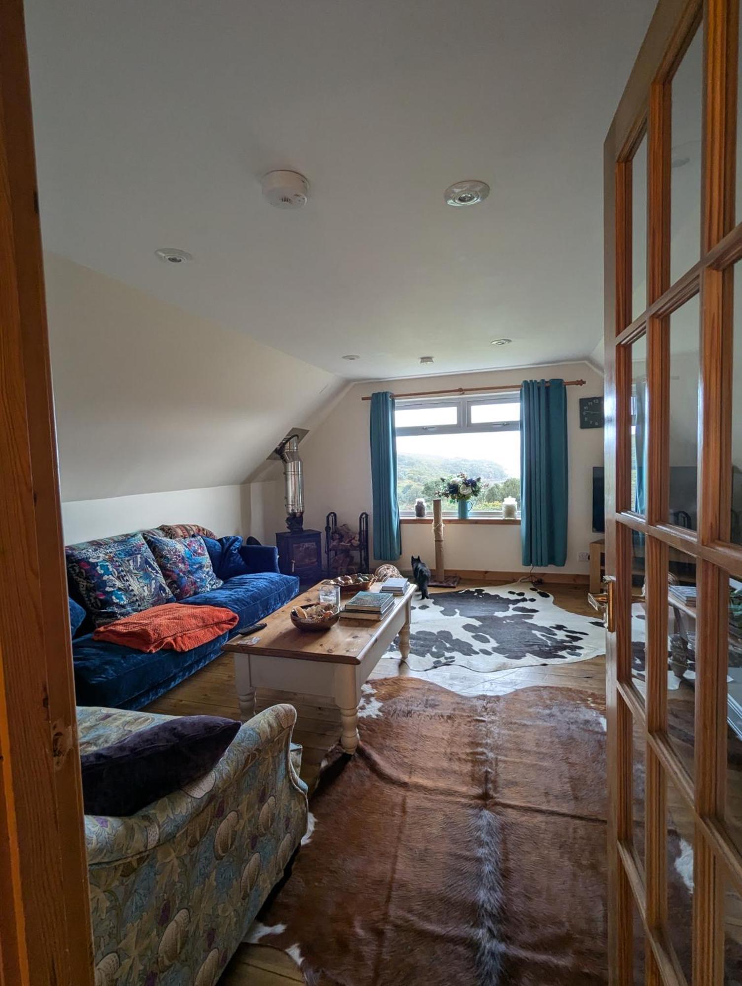 Single Room with Private Bathroom
