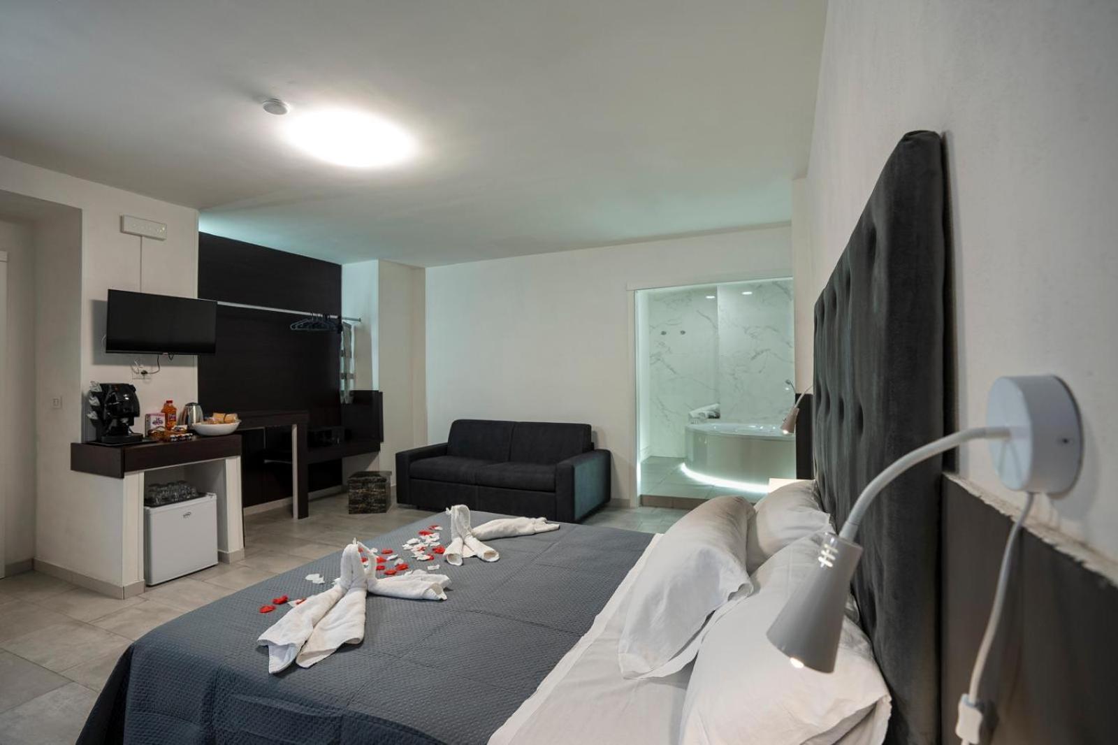 King Room Spa Bath