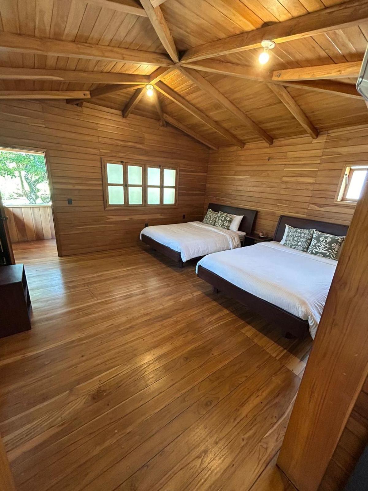 Queen Room Two Queen Beds