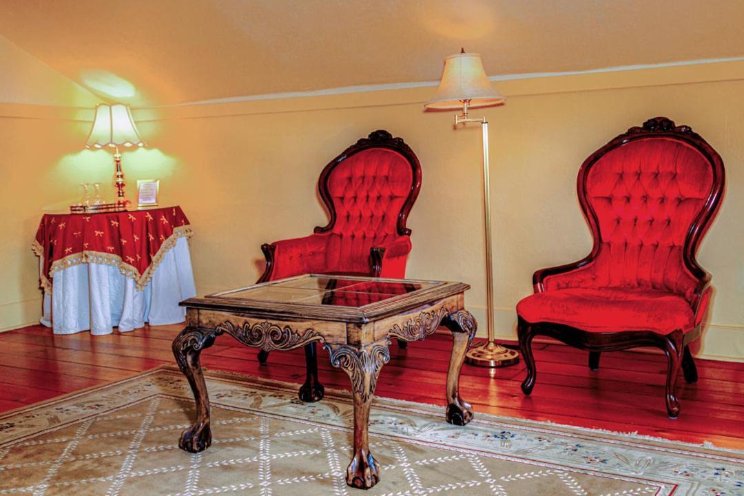 King or Twin Room