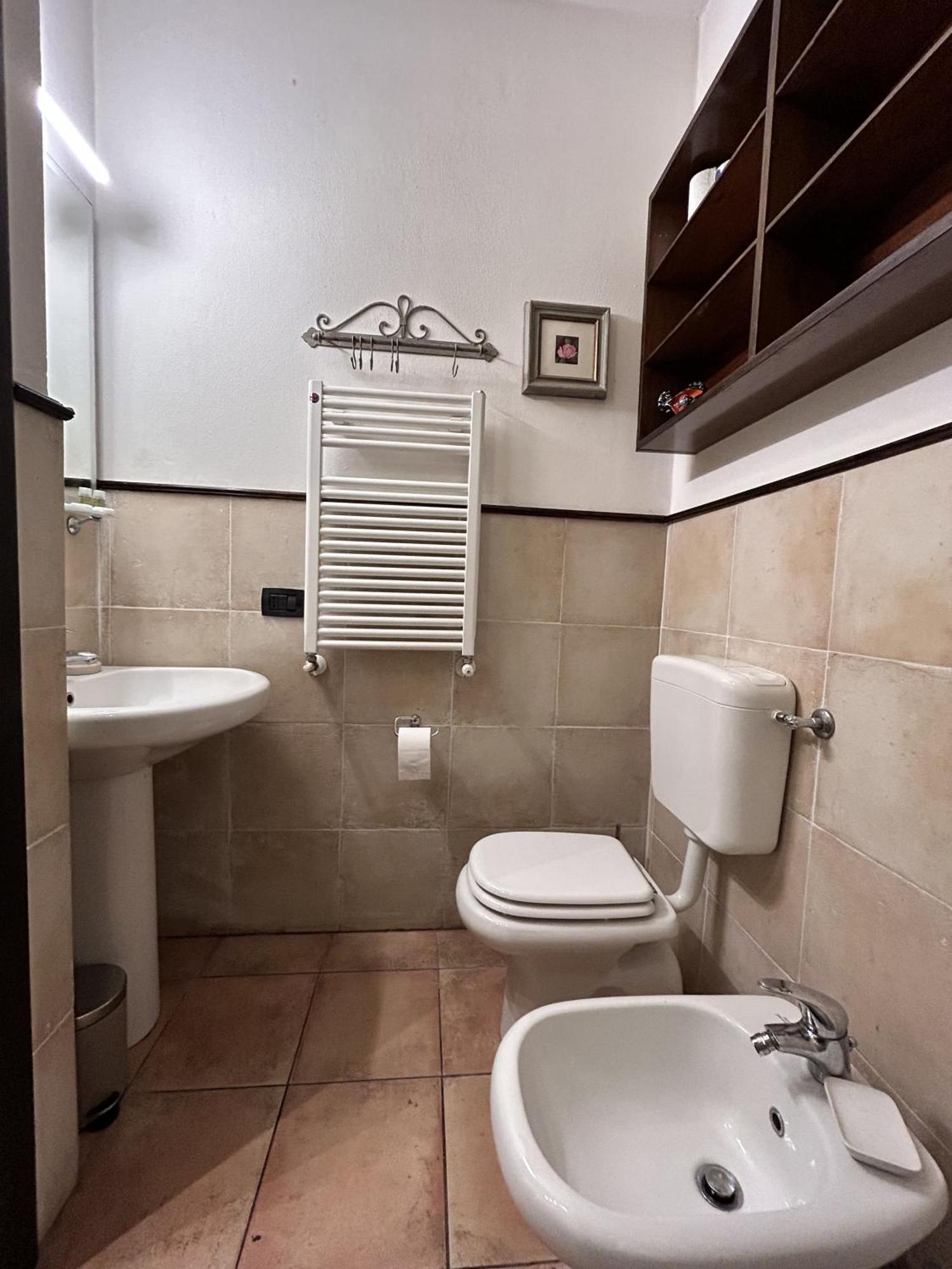 Double Room Private Bathroom,1618921888:JPEG