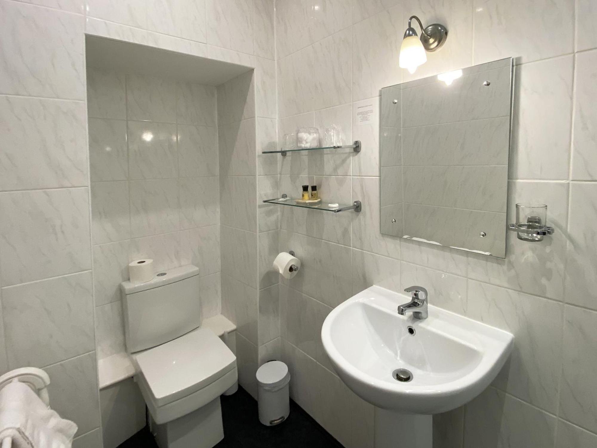 Double Room with Private Bathroom