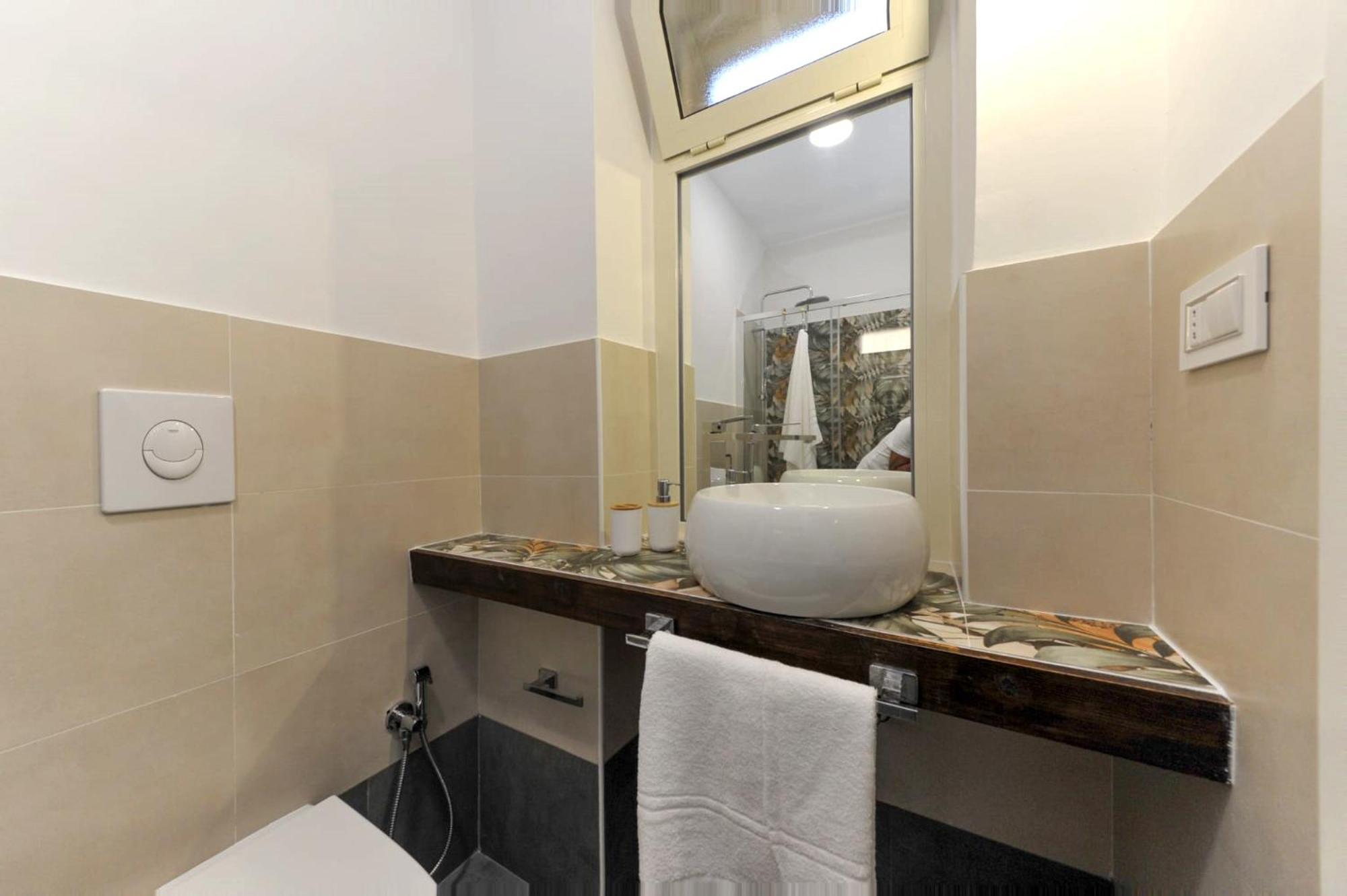 Double or Twin Room with Bathroom,1619747674:JPEG