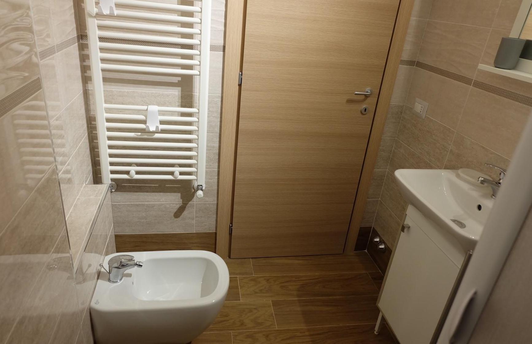 Double Room Private Bathroom
