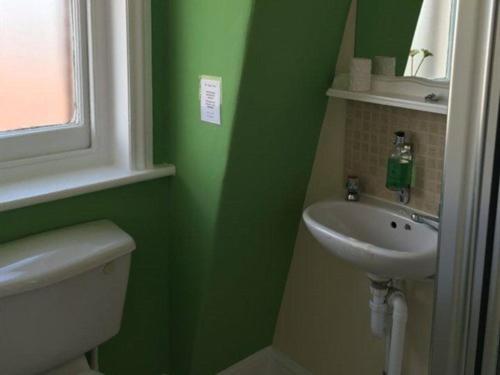 Triple Room with Shower,1622096391:JPEG