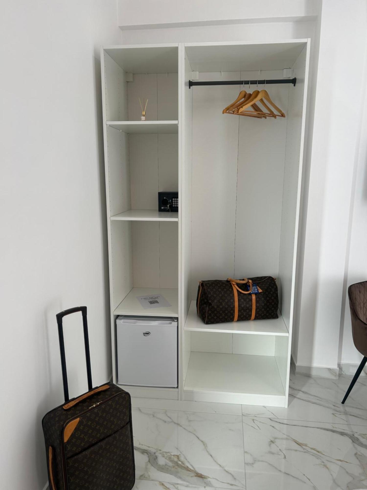 Luxury Quadruple Room,1622703698:JPEG